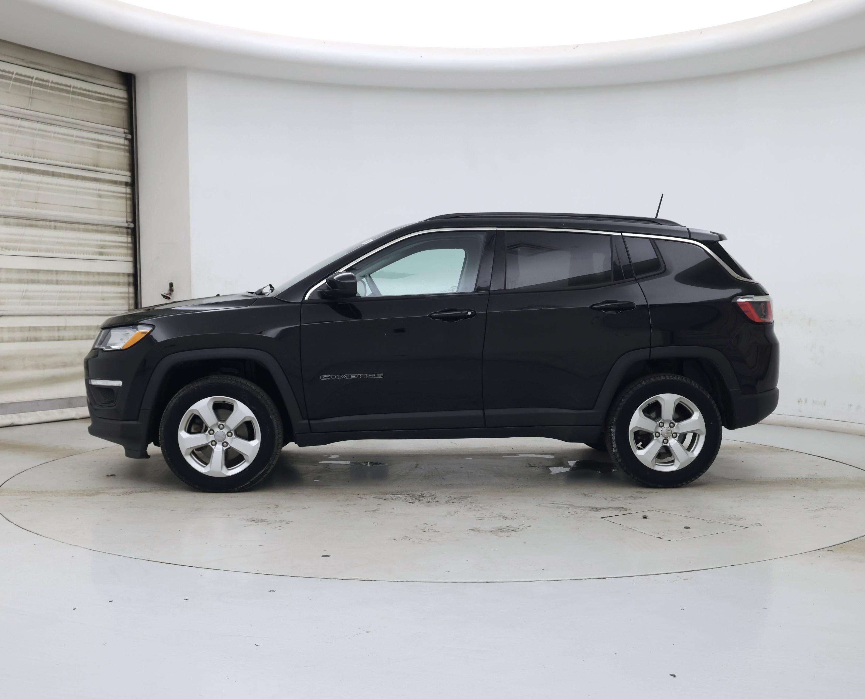 Thumbnail: 2020 Jeep Compass - 3