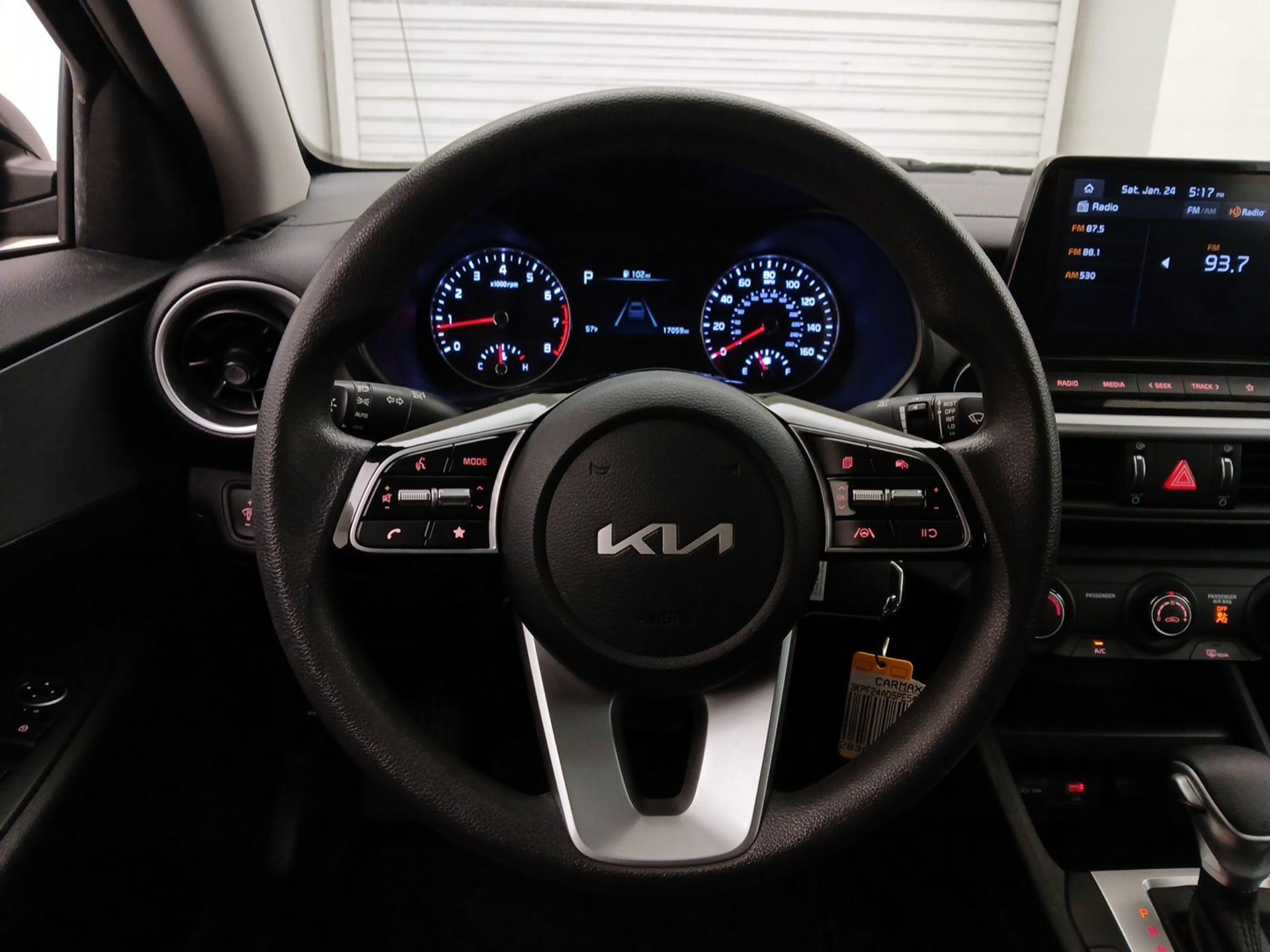 Thumbnail: 2023 Kia Forte - 10