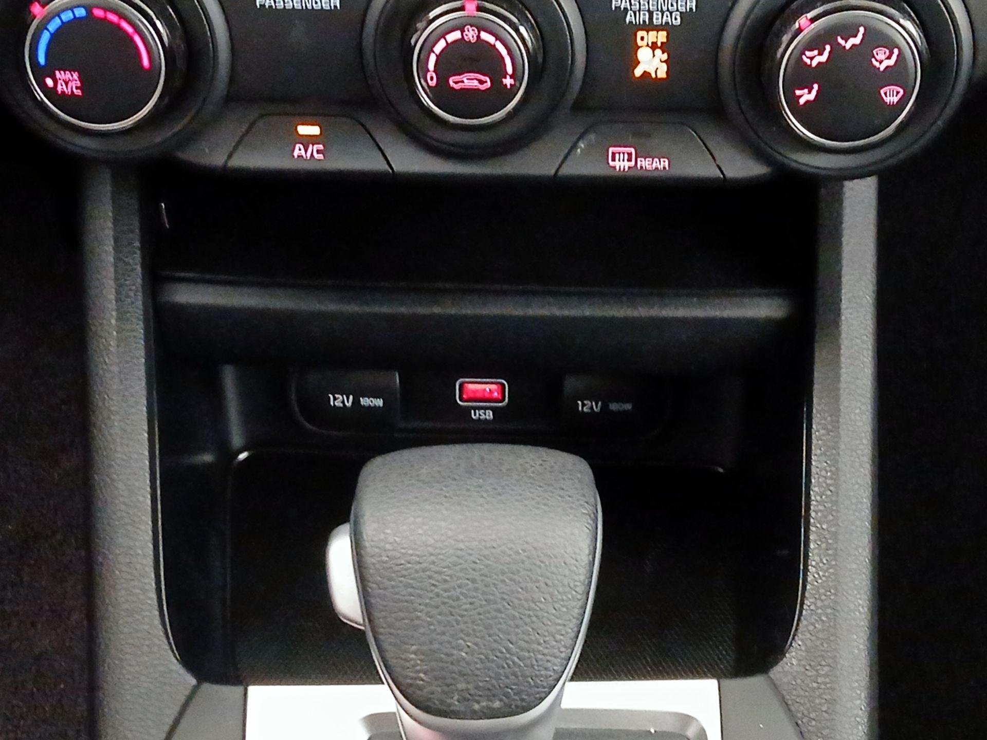 Thumbnail: 2023 Kia Forte - 18