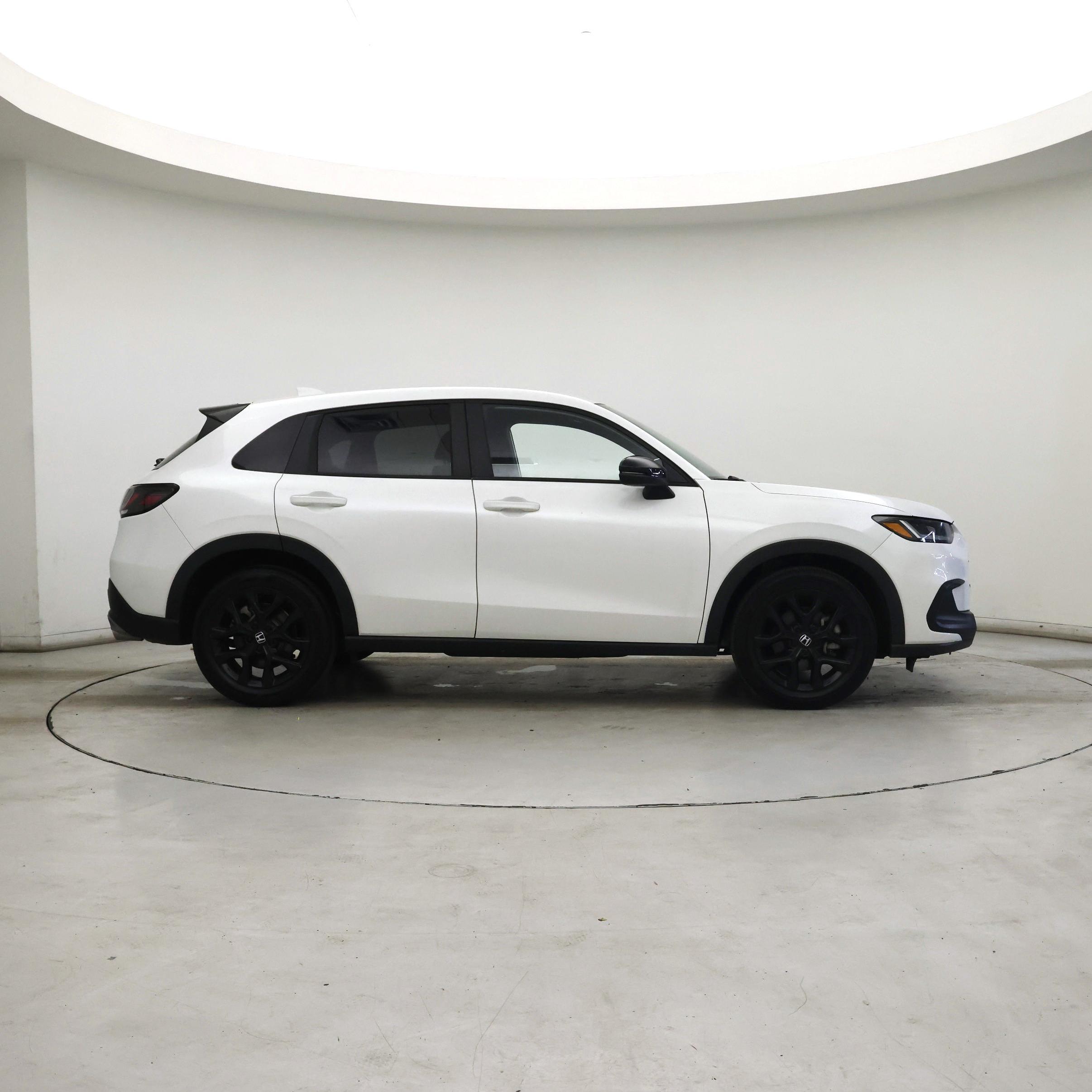 Thumbnail: 2023 Honda HR-V - 7