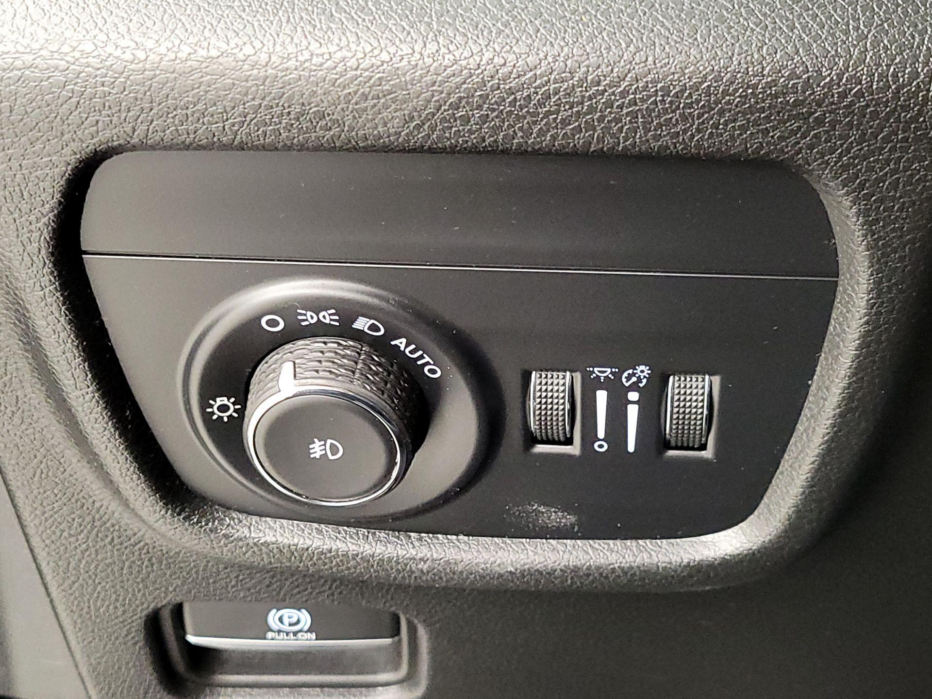 Thumbnail: 2022 Jeep Grand Cherokee L - 13