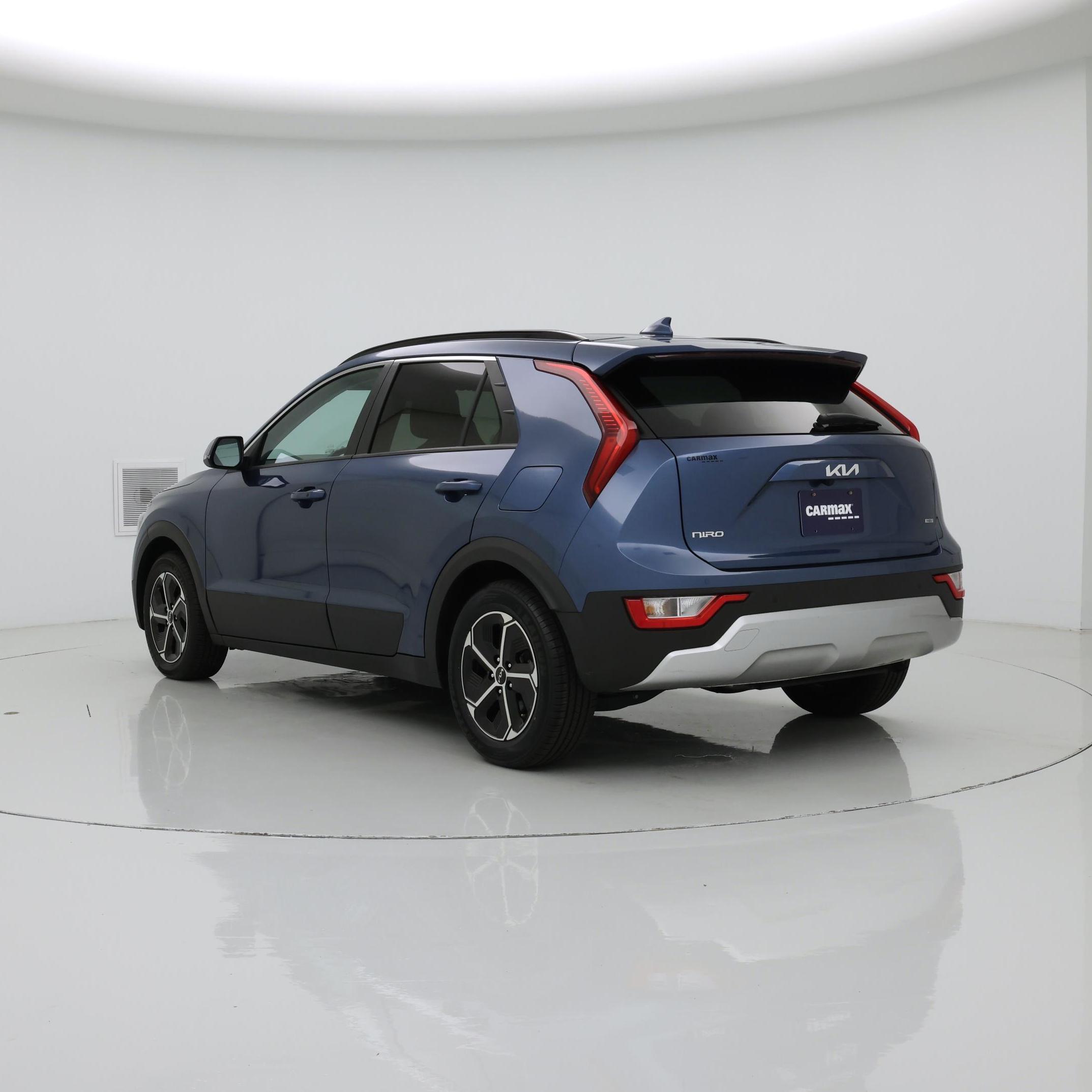 Thumbnail: 2023 Kia Niro - 2