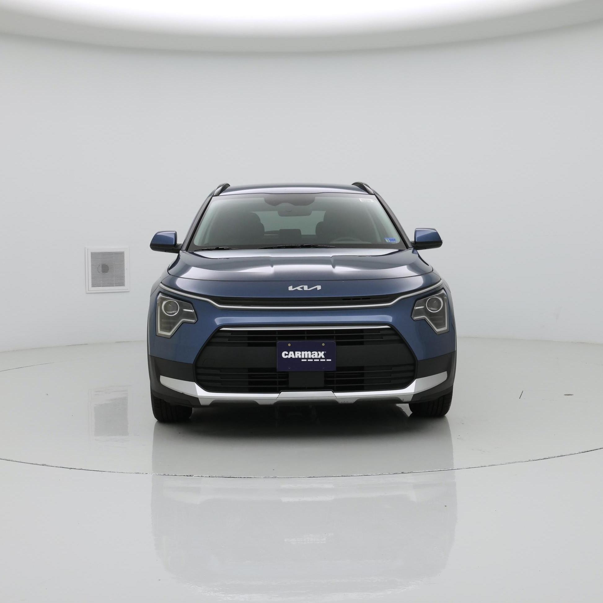 Thumbnail: 2023 Kia Niro - 5