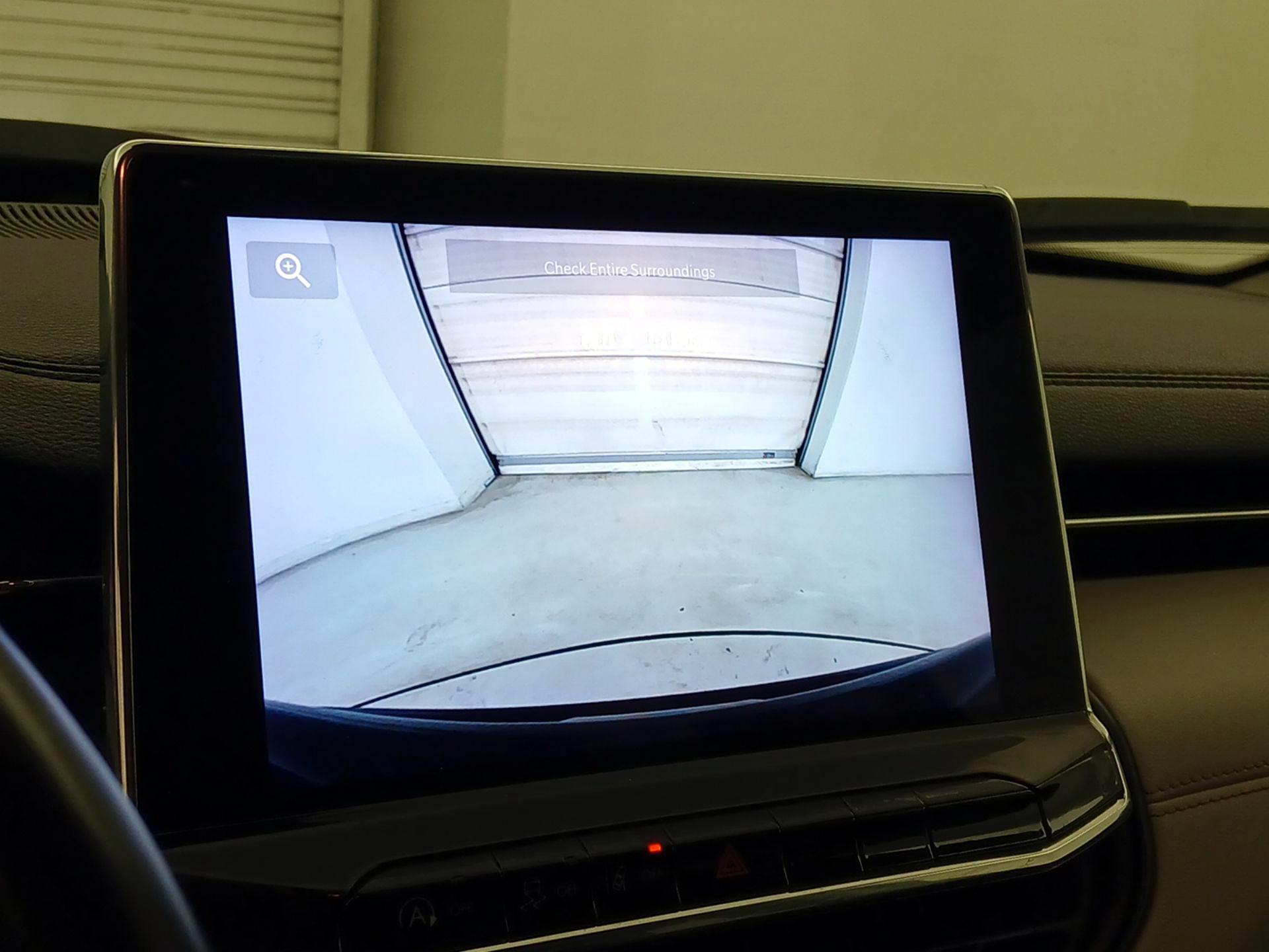 Thumbnail: 2022 Jeep Compass - 14