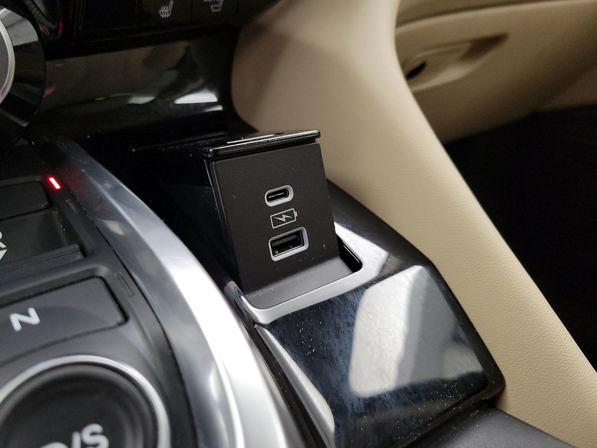 Thumbnail: 2024 Acura MDX - 19