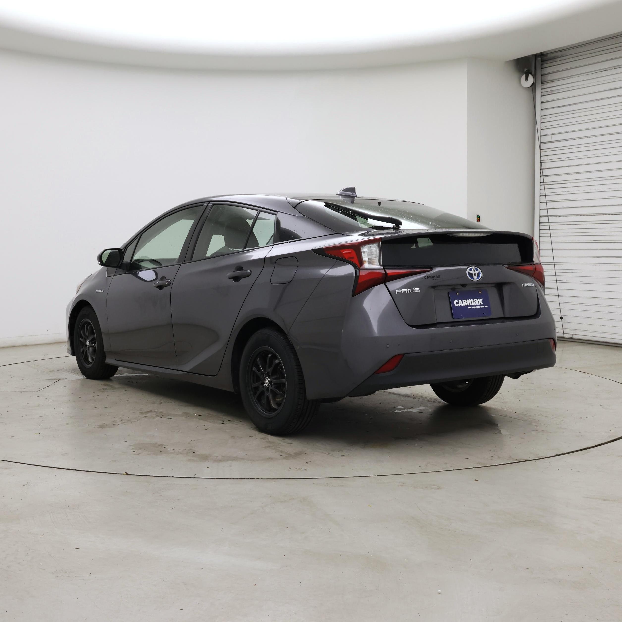 Thumbnail: 2022 Toyota Prius - 2