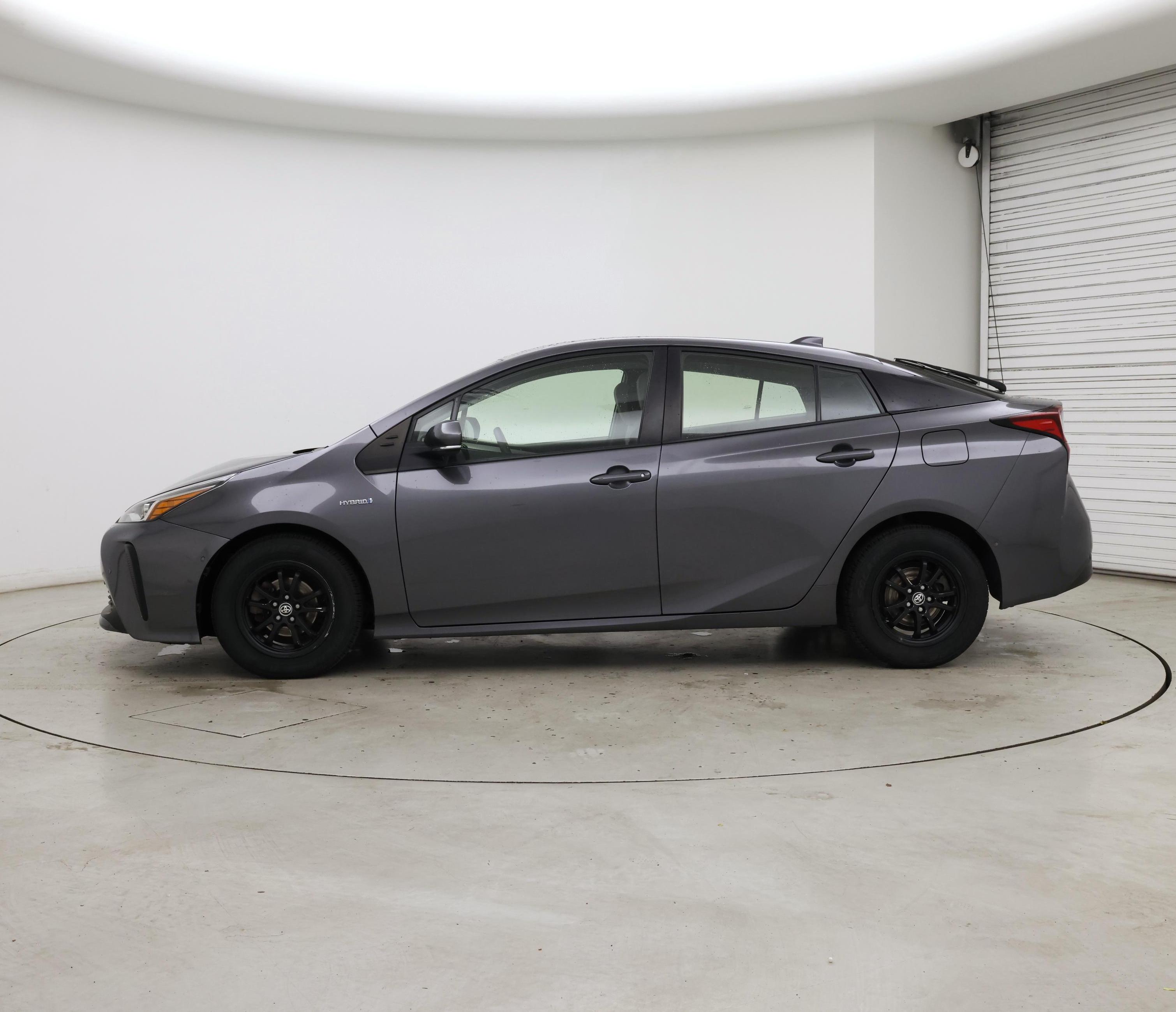Thumbnail: 2022 Toyota Prius - 3
