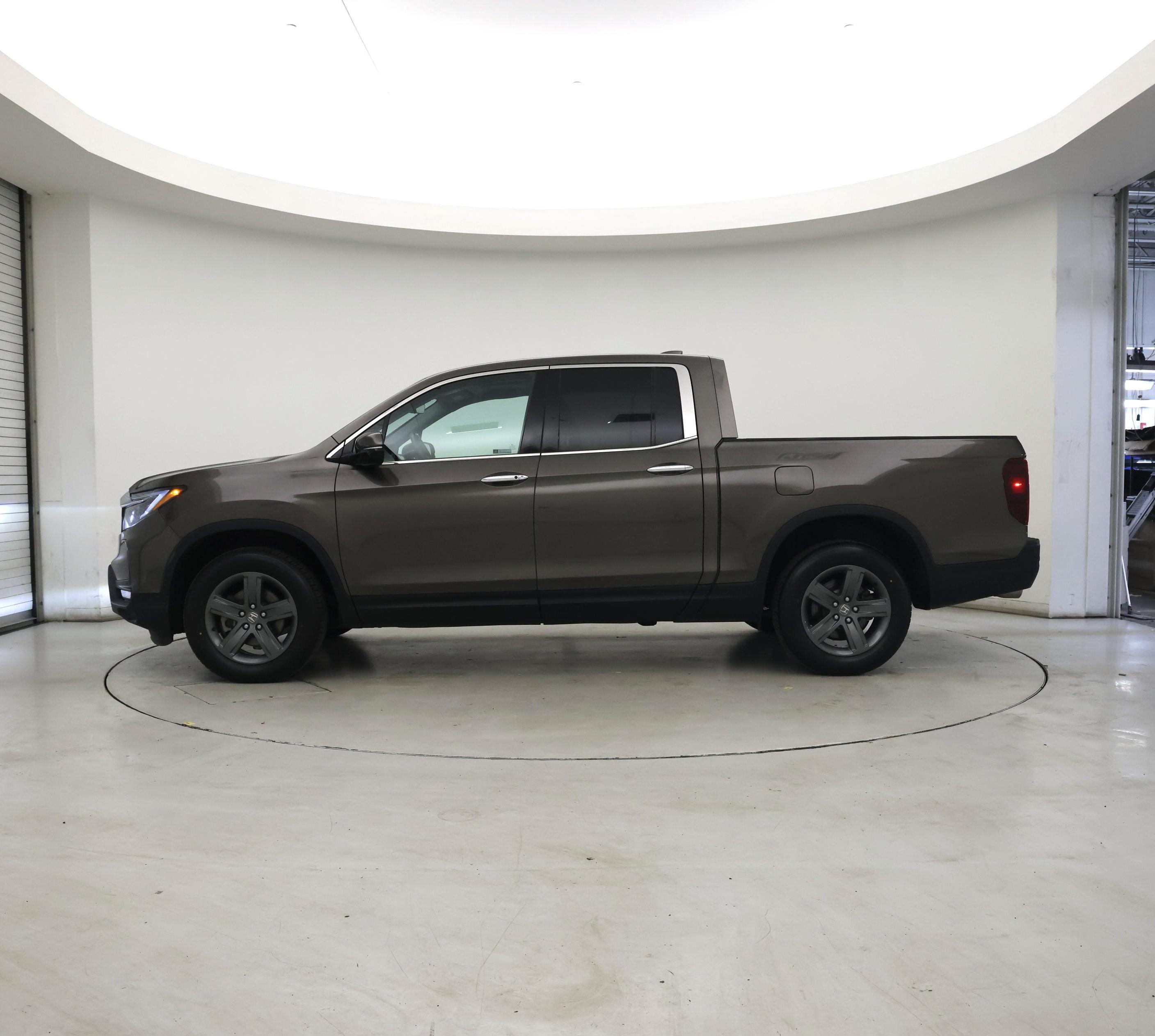 Thumbnail: 2022 Honda Ridgeline - 3