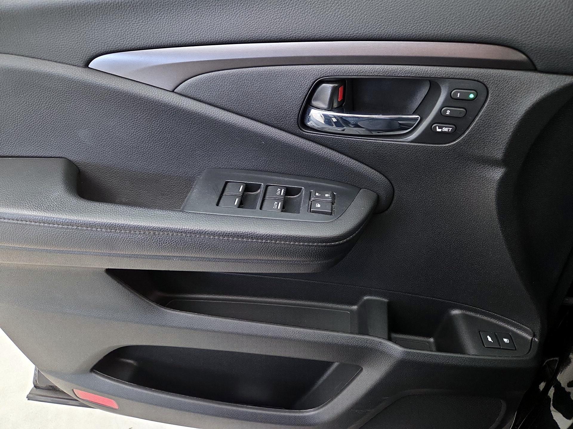 Thumbnail: 2022 Honda Pilot - 12