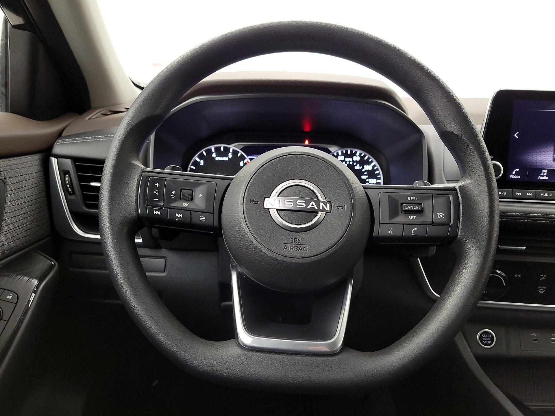 Thumbnail: 2023 Nissan Rogue - 10