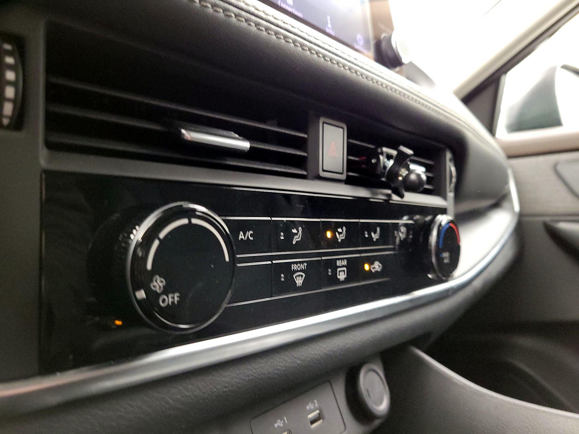 Thumbnail: 2023 Nissan Rogue - 16