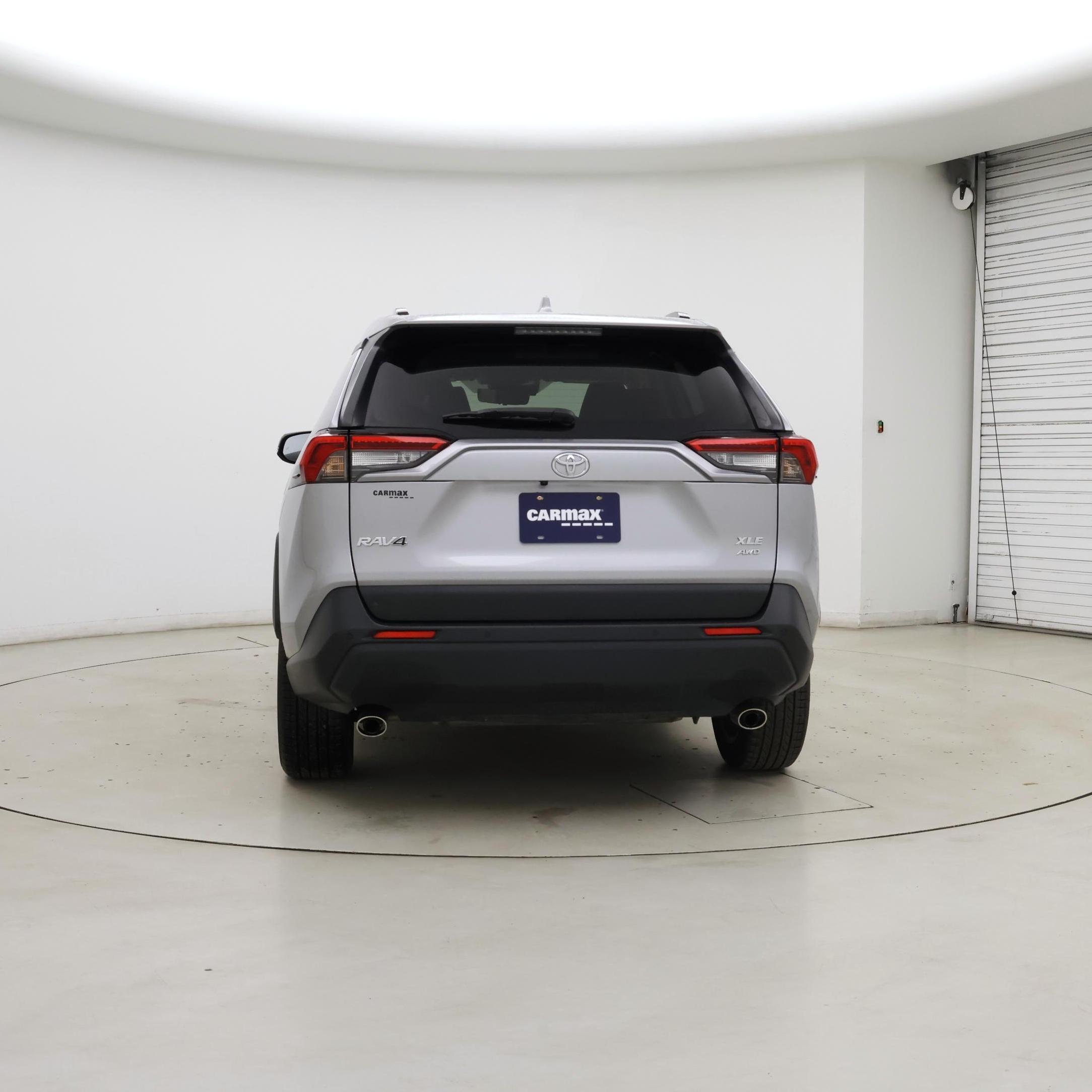 Thumbnail: 2021 Toyota RAV4 - 6