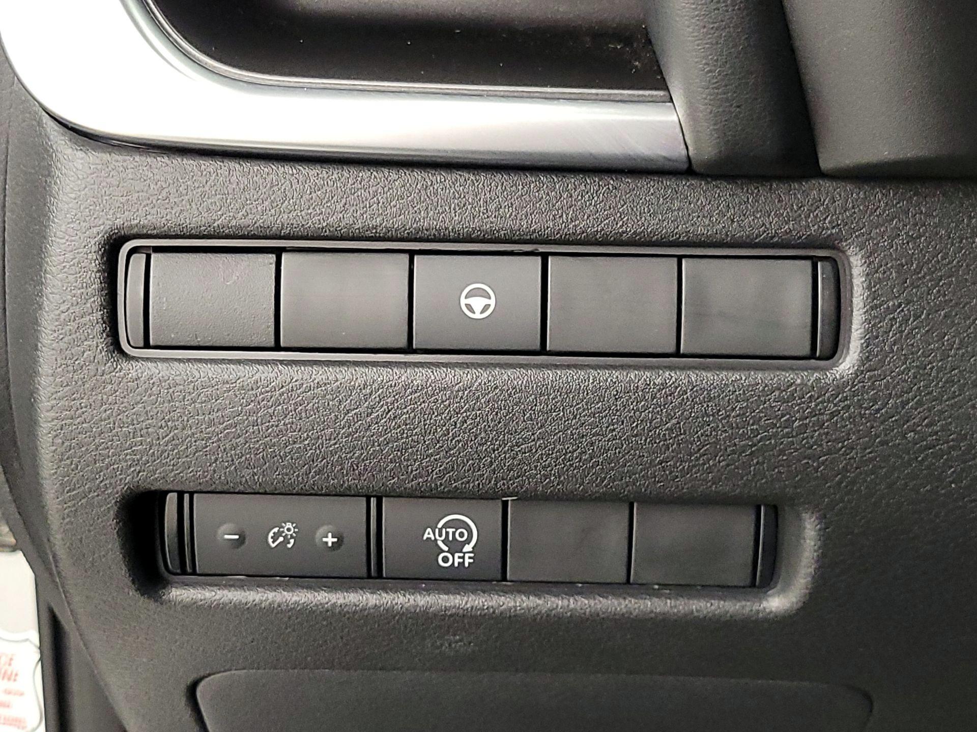 Thumbnail: 2023 Nissan Rogue - 13