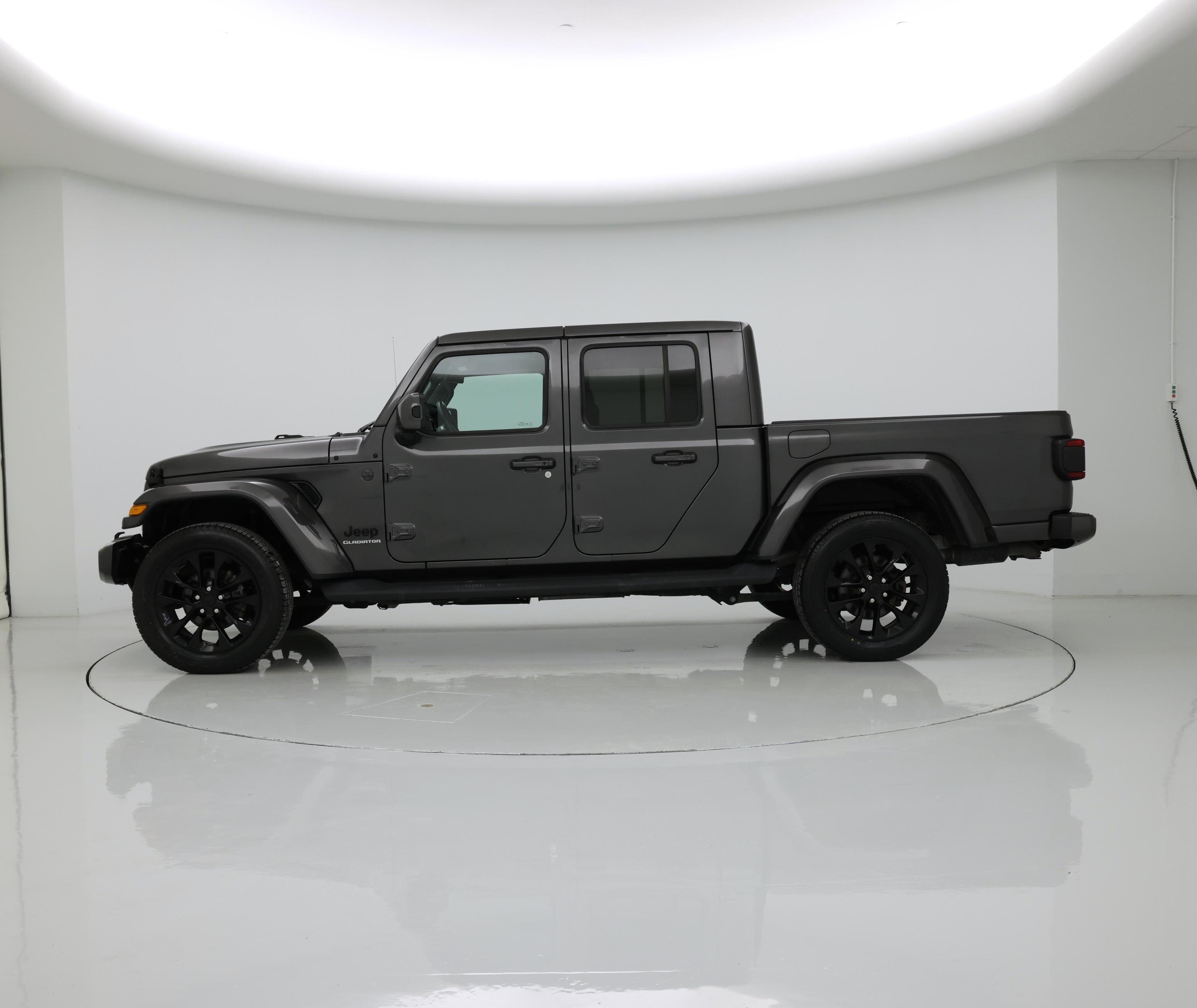 Thumbnail: 2021 Jeep Gladiator - 3
