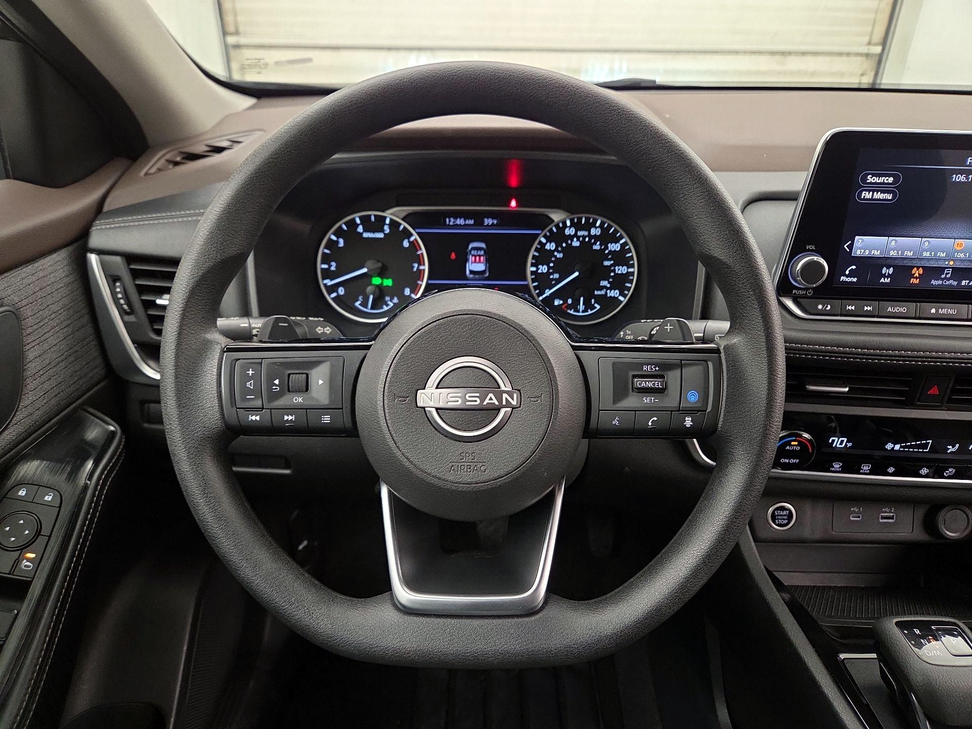 Thumbnail: 2023 Nissan Rogue - 10