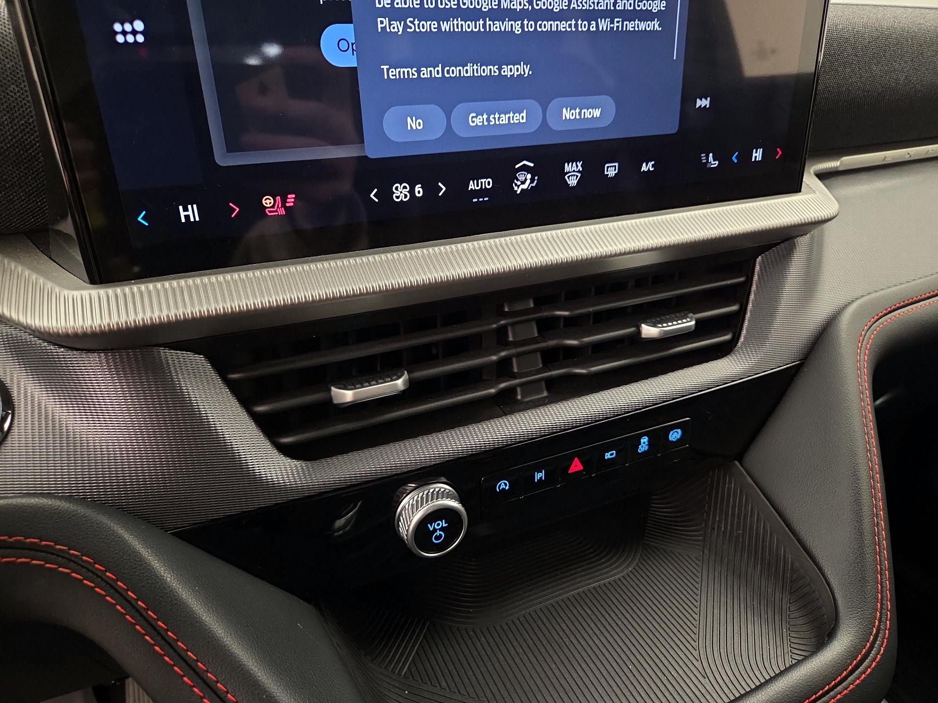 Thumbnail: 2025 Ford Explorer - 16