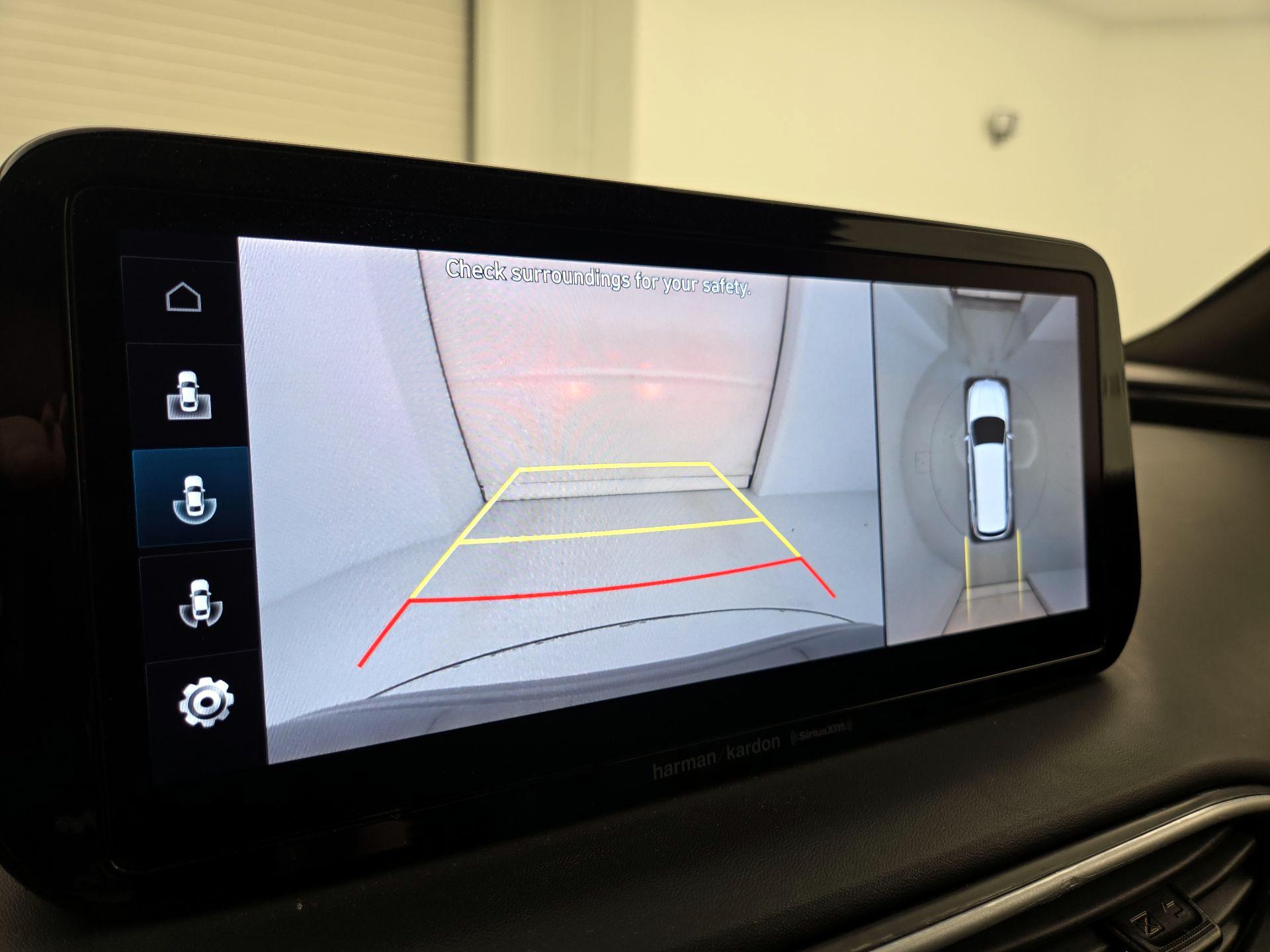 Thumbnail: 2022 Hyundai Santa Fe - 15