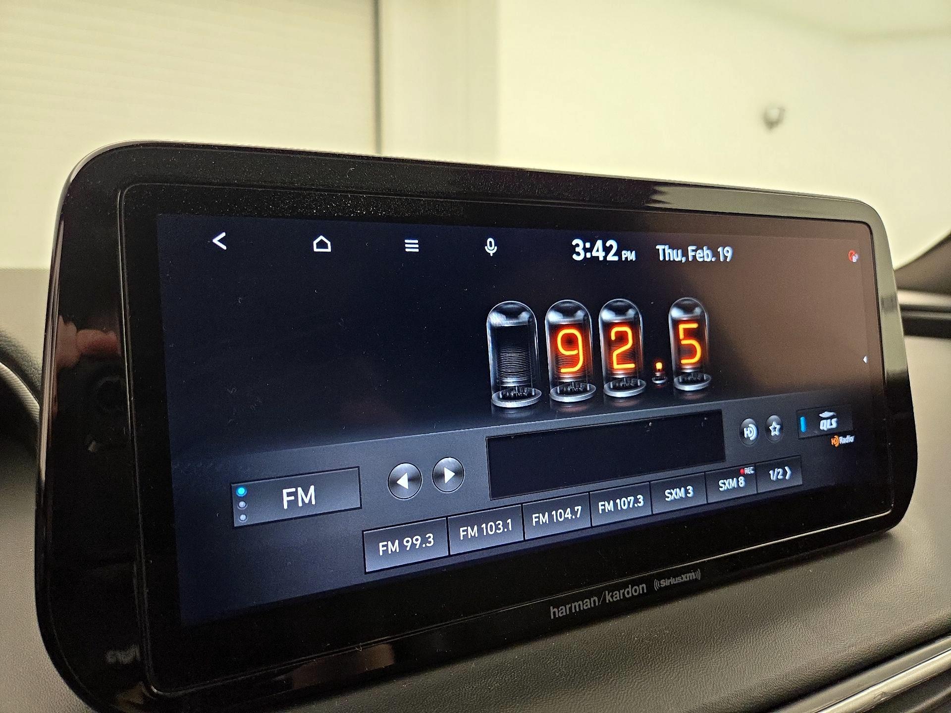 Thumbnail: 2022 Hyundai Santa Fe - 16