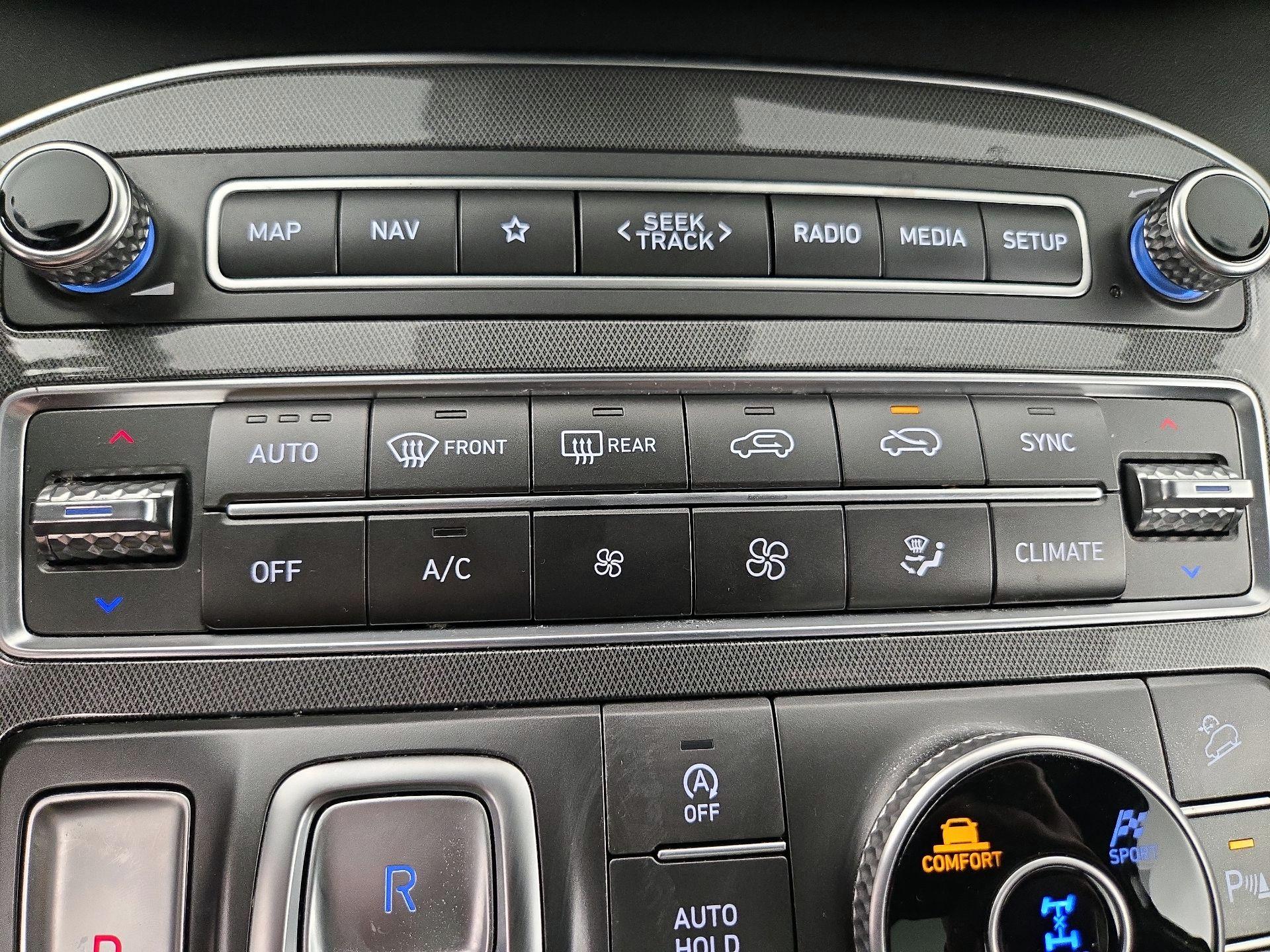 Thumbnail: 2022 Hyundai Santa Fe - 17