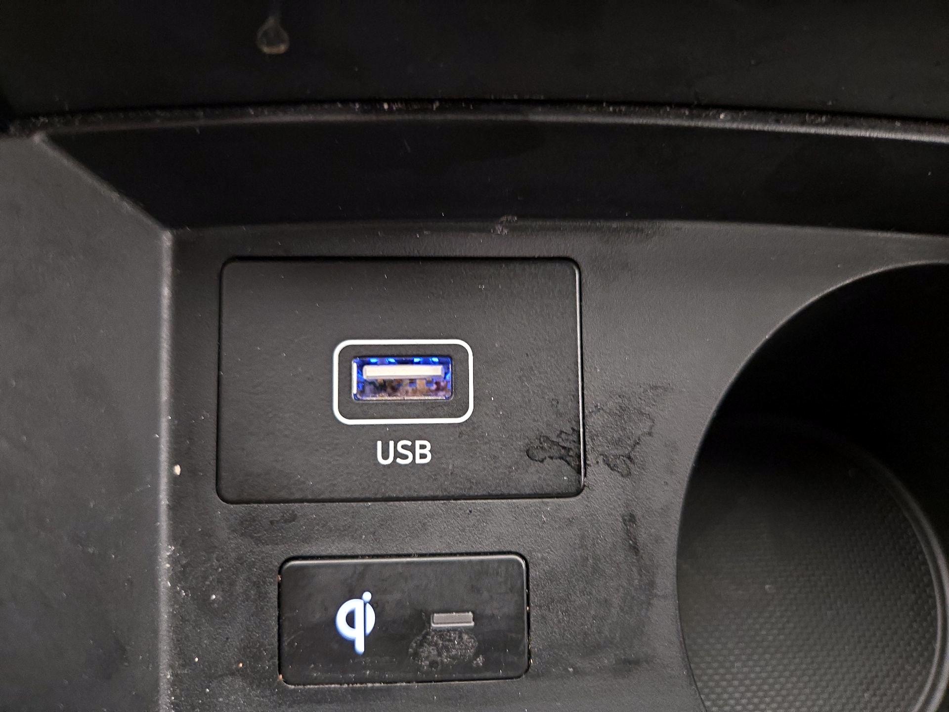 Thumbnail: 2022 Hyundai Santa Fe - 19