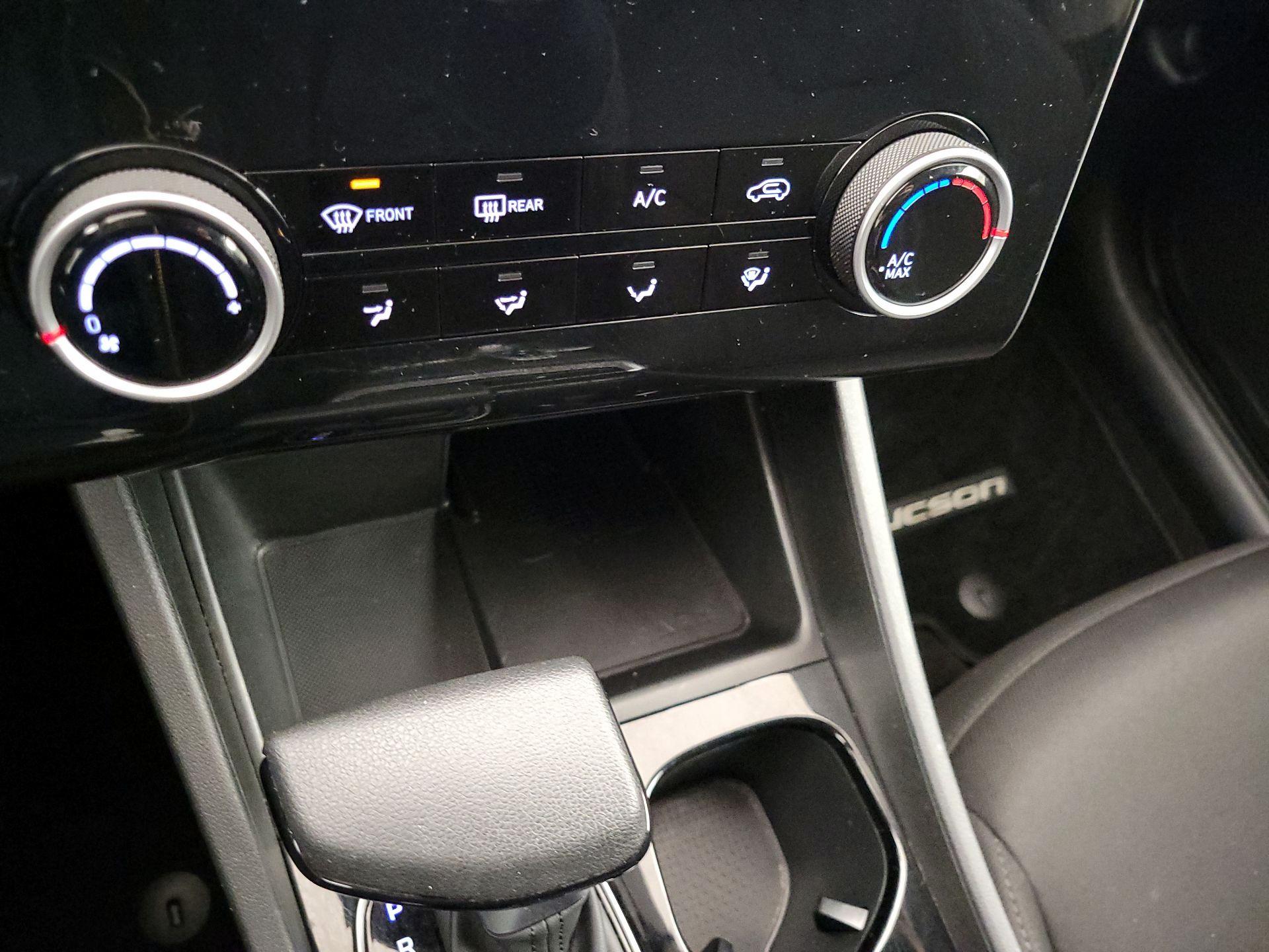 Thumbnail: 2023 Hyundai Tucson - 16