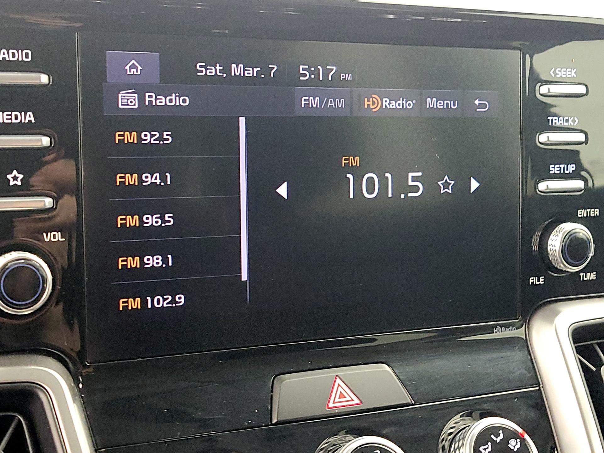 Thumbnail: 2023 Kia Sorento - 15