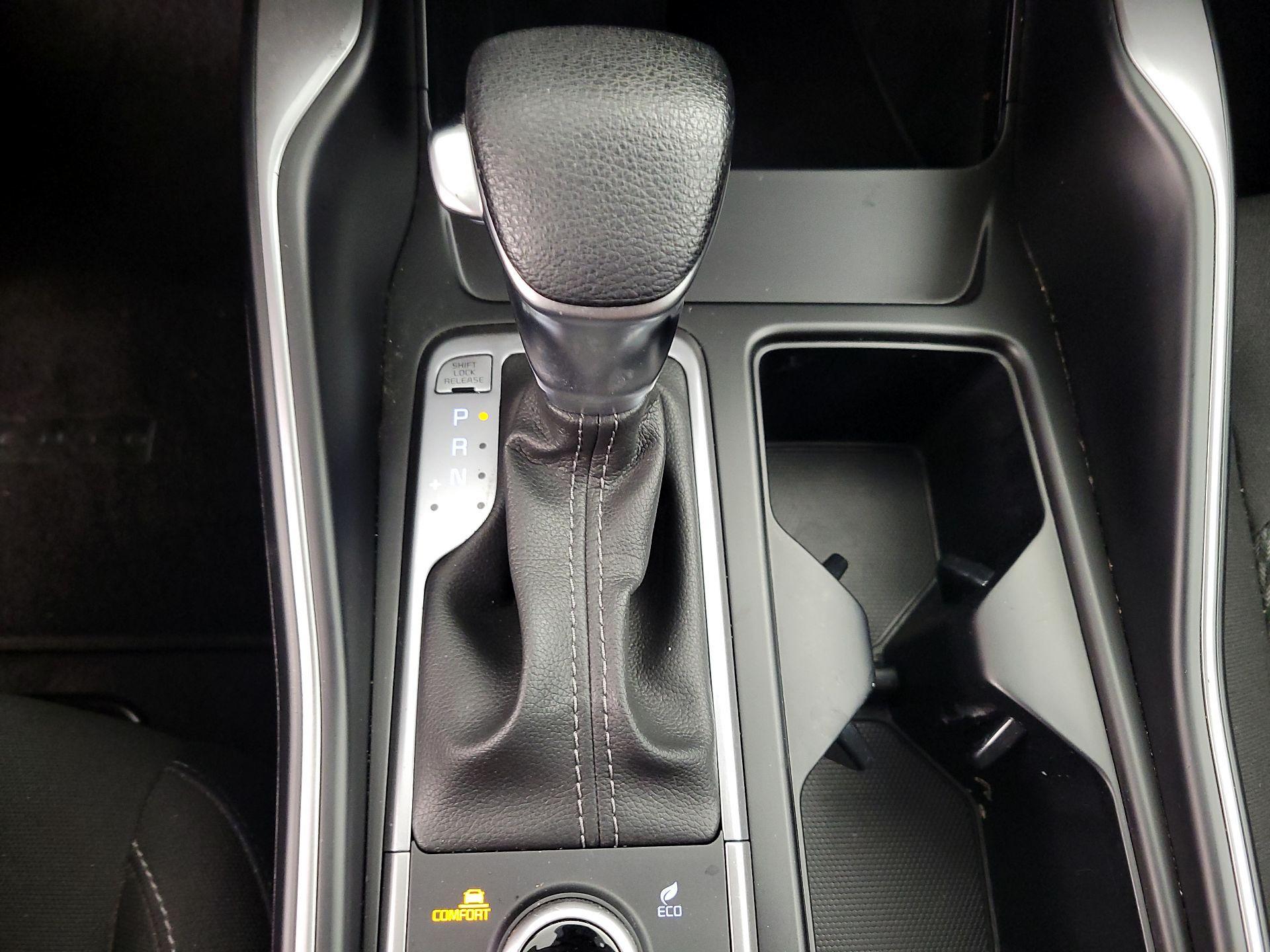 Thumbnail: 2023 Kia Sorento - 17