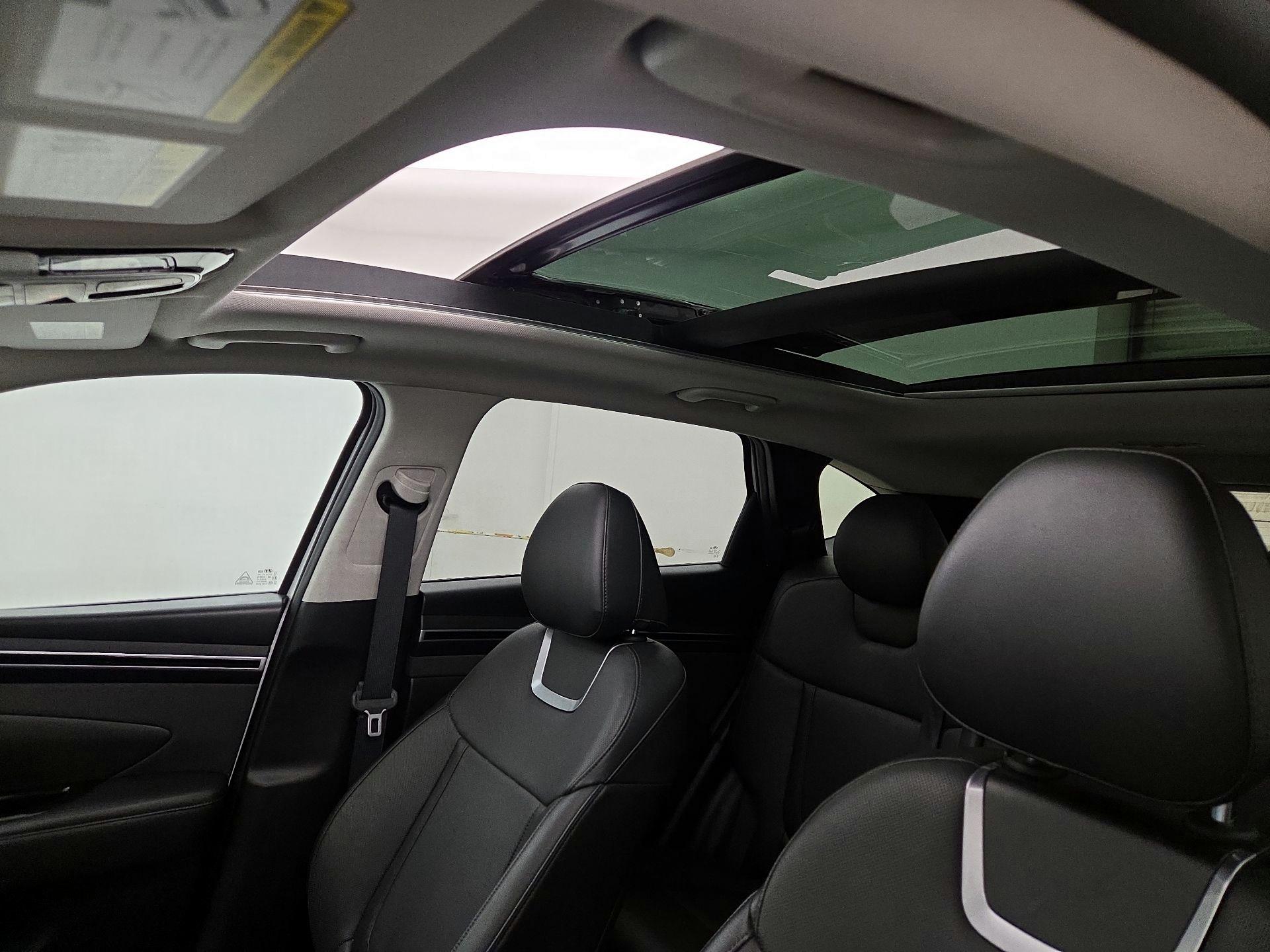 Thumbnail: 2023 Hyundai Tucson - 19