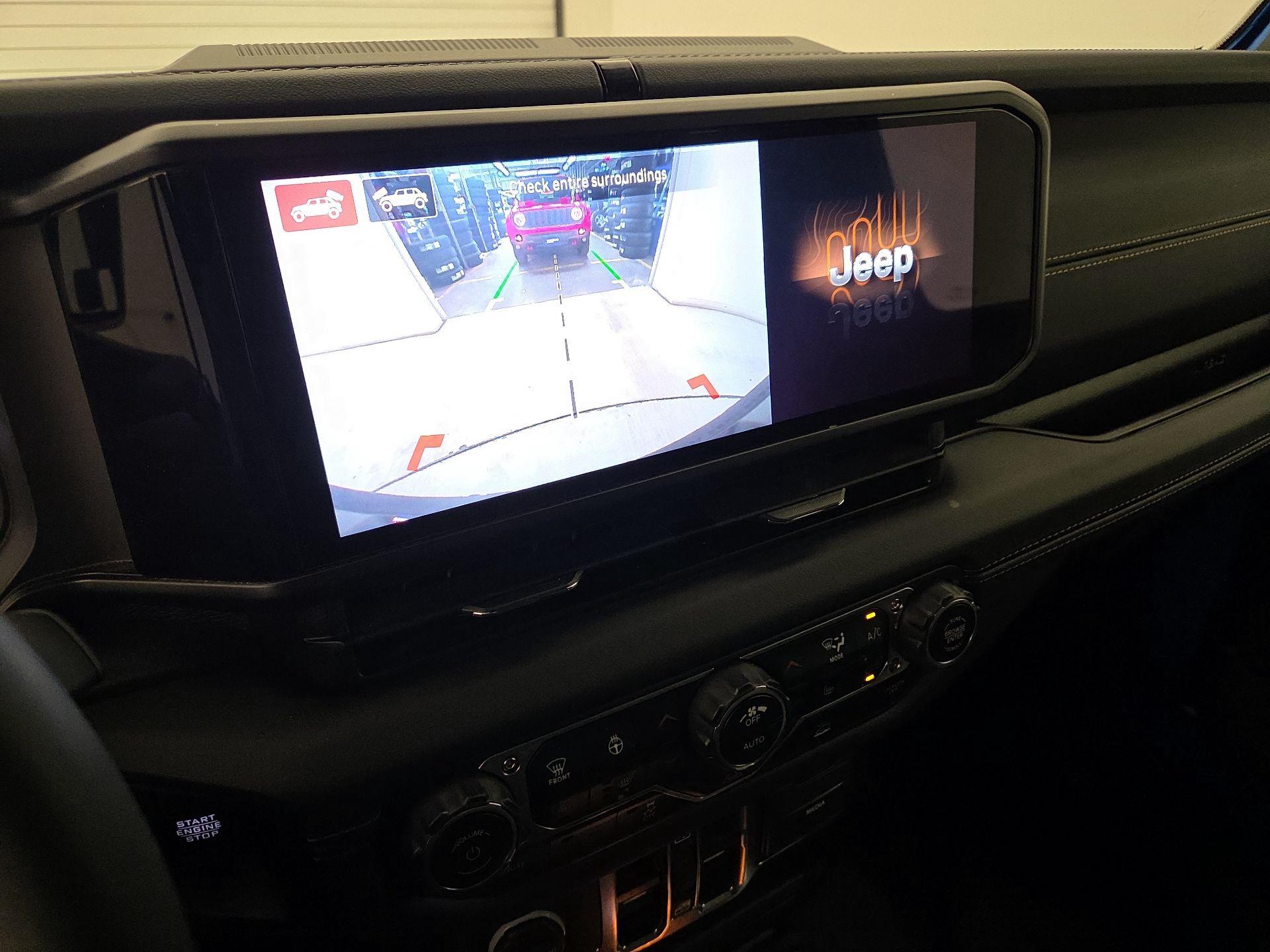 Thumbnail: 2024 Jeep Wrangler - 14