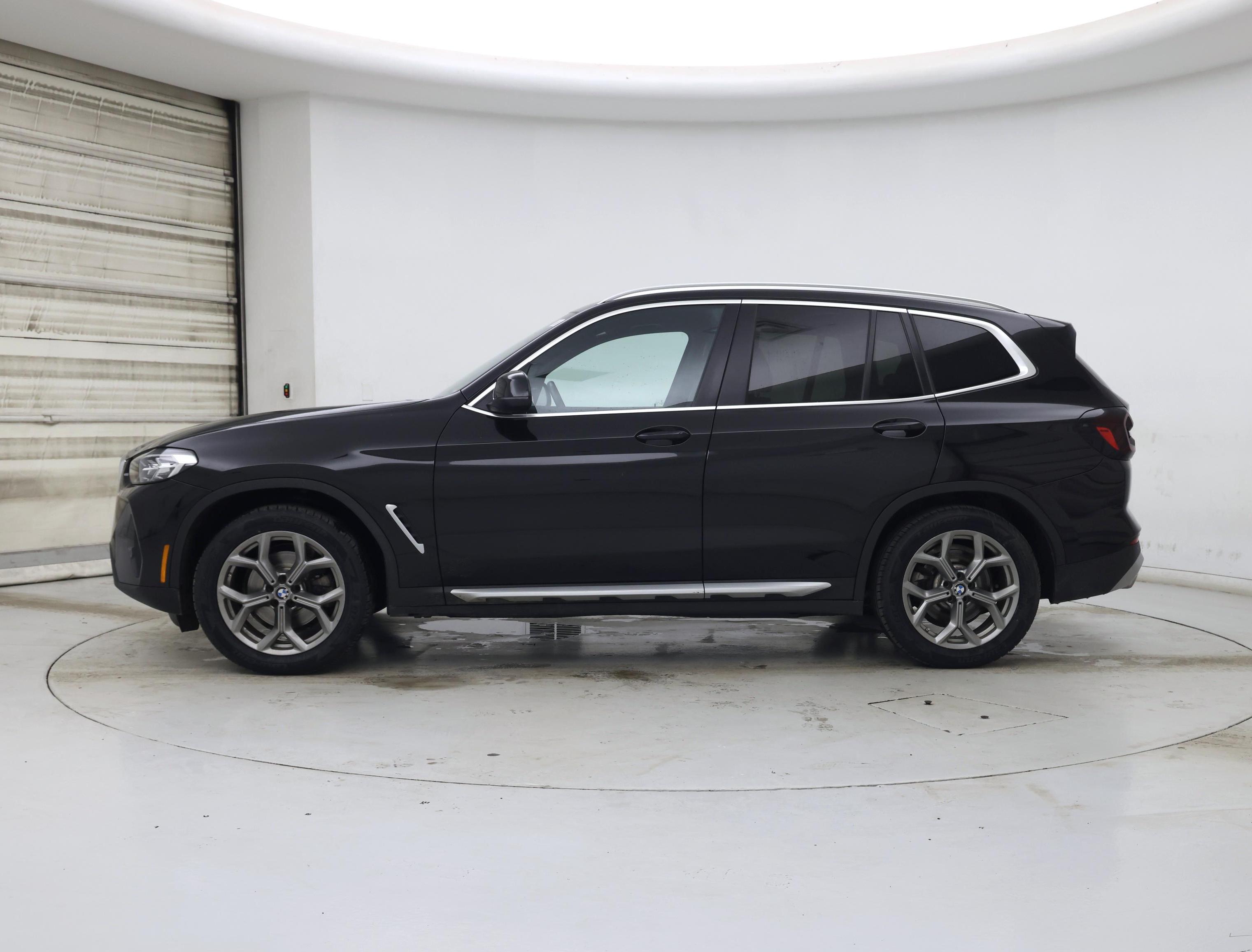 Thumbnail: 2022 BMW X3 - 3