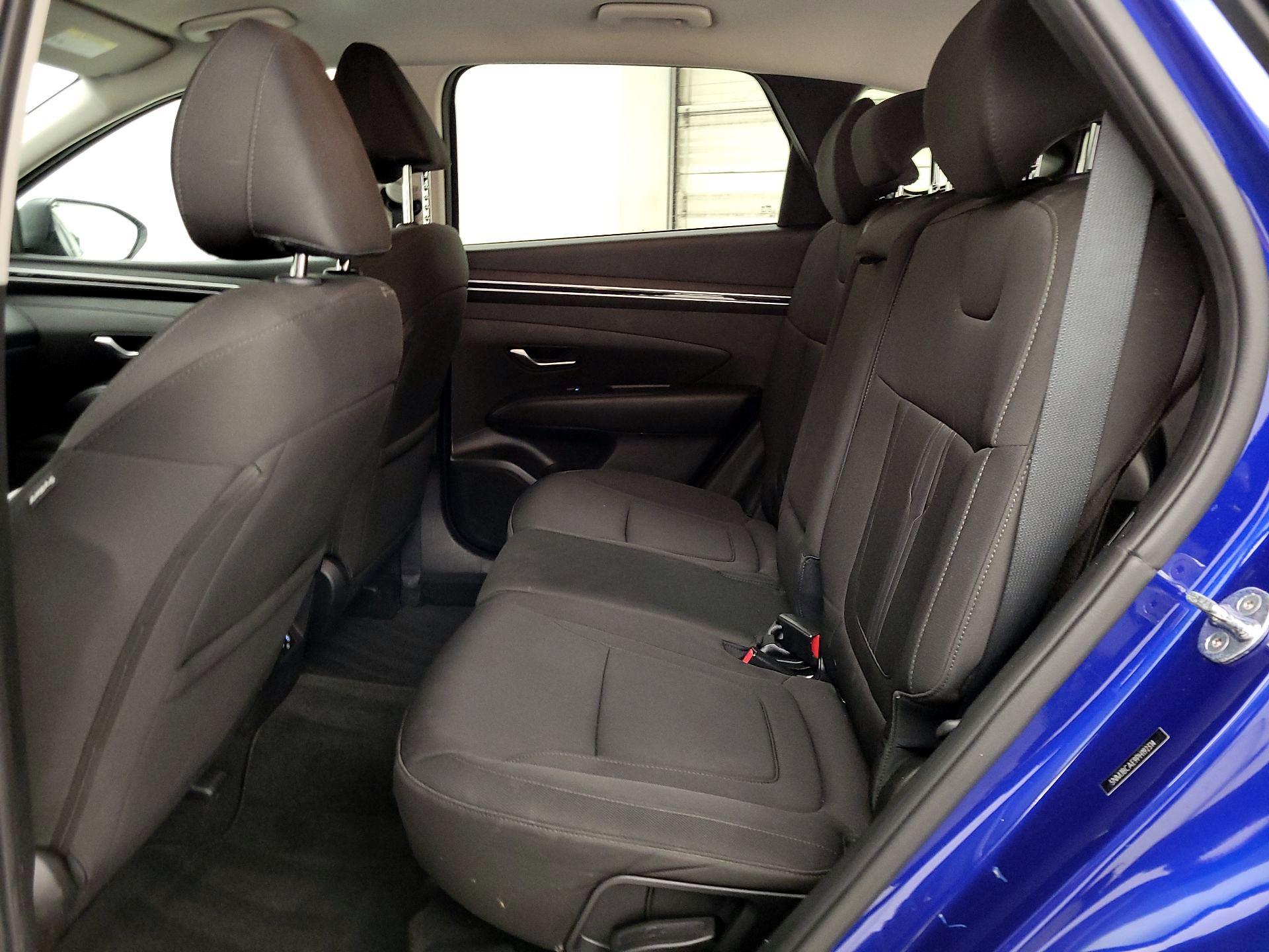 Thumbnail: 2023 Hyundai Tucson - 19