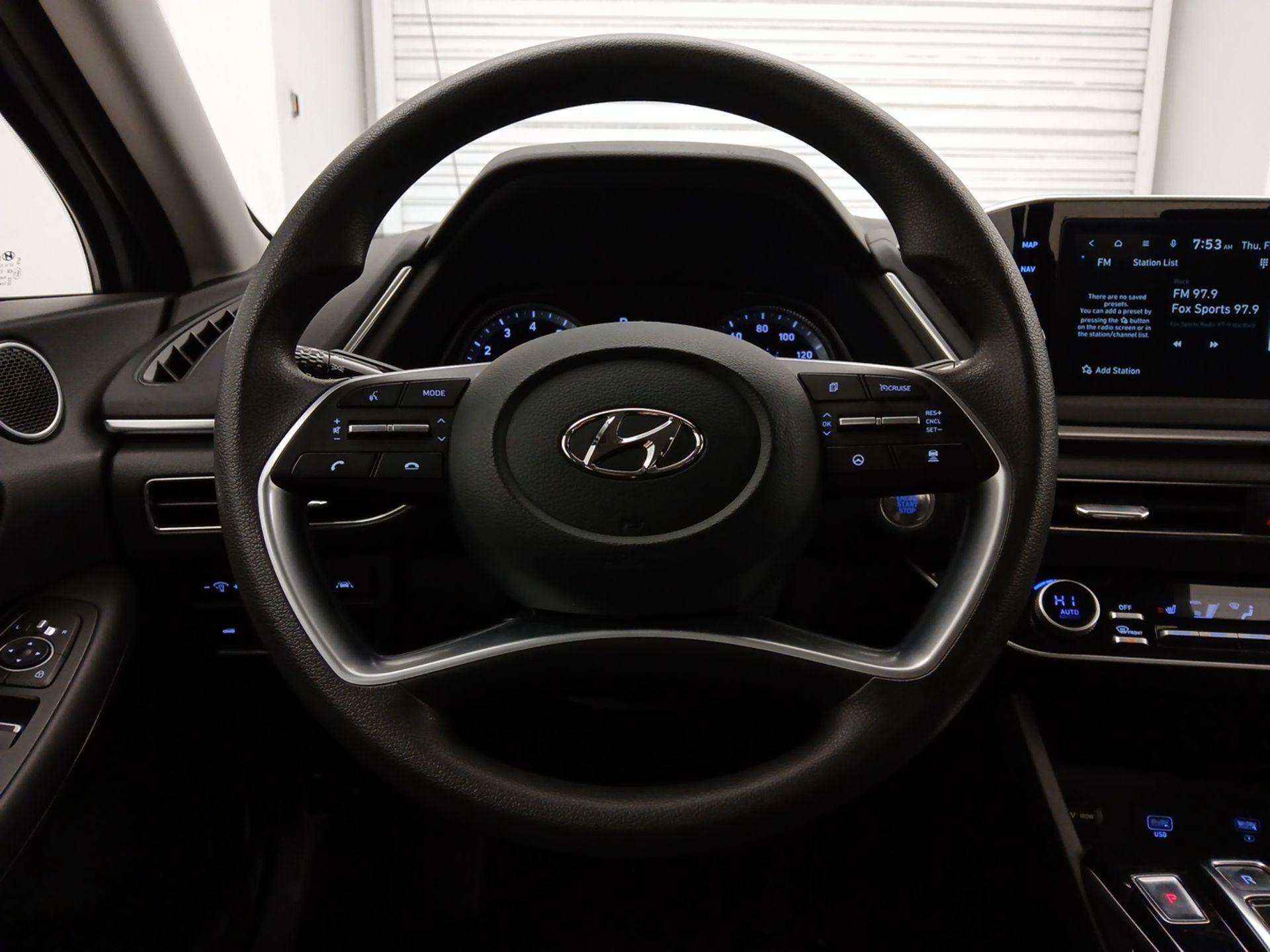 Thumbnail: 2023 Hyundai Sonata - 10