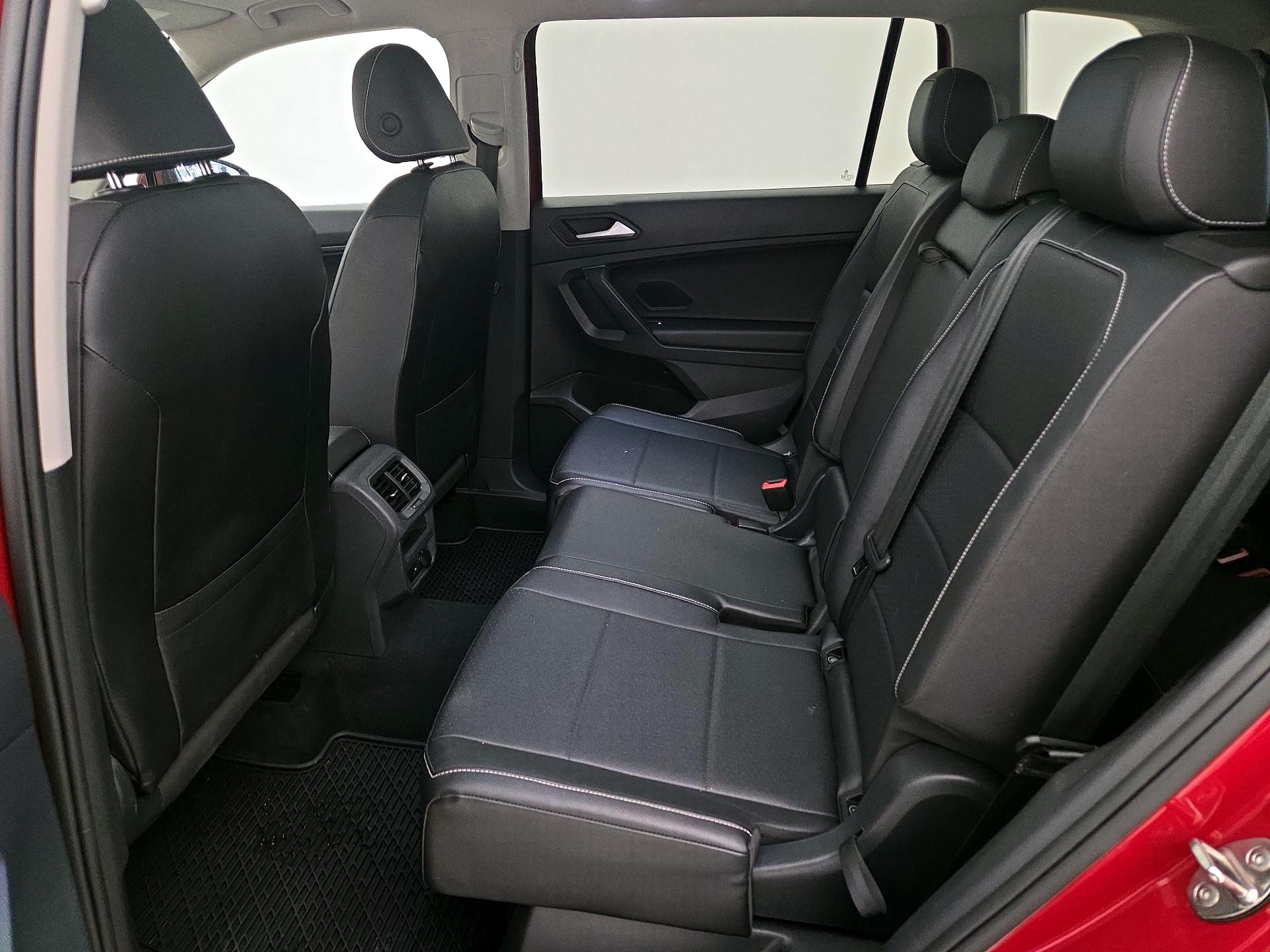 Thumbnail: 2021 Volkswagen Tiguan - 20