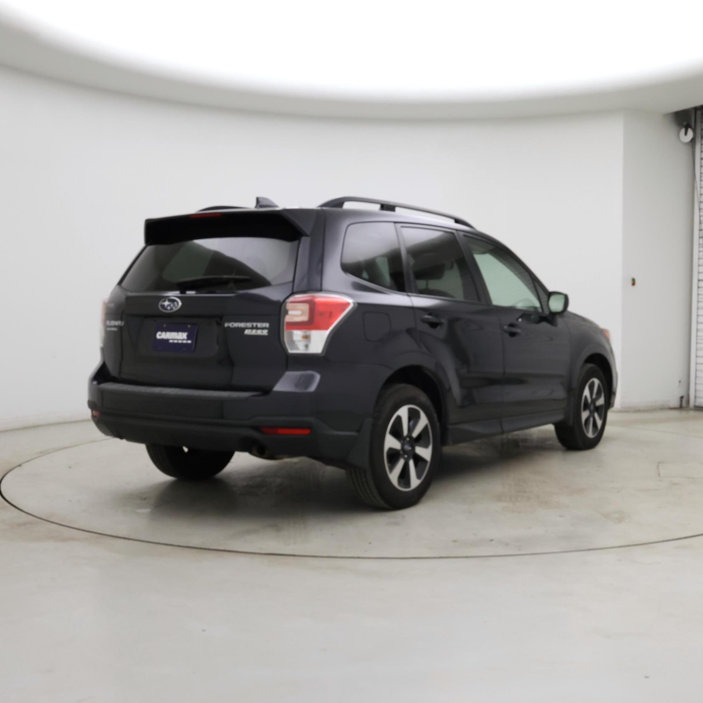 Thumbnail: 2017 Subaru Forester - 8