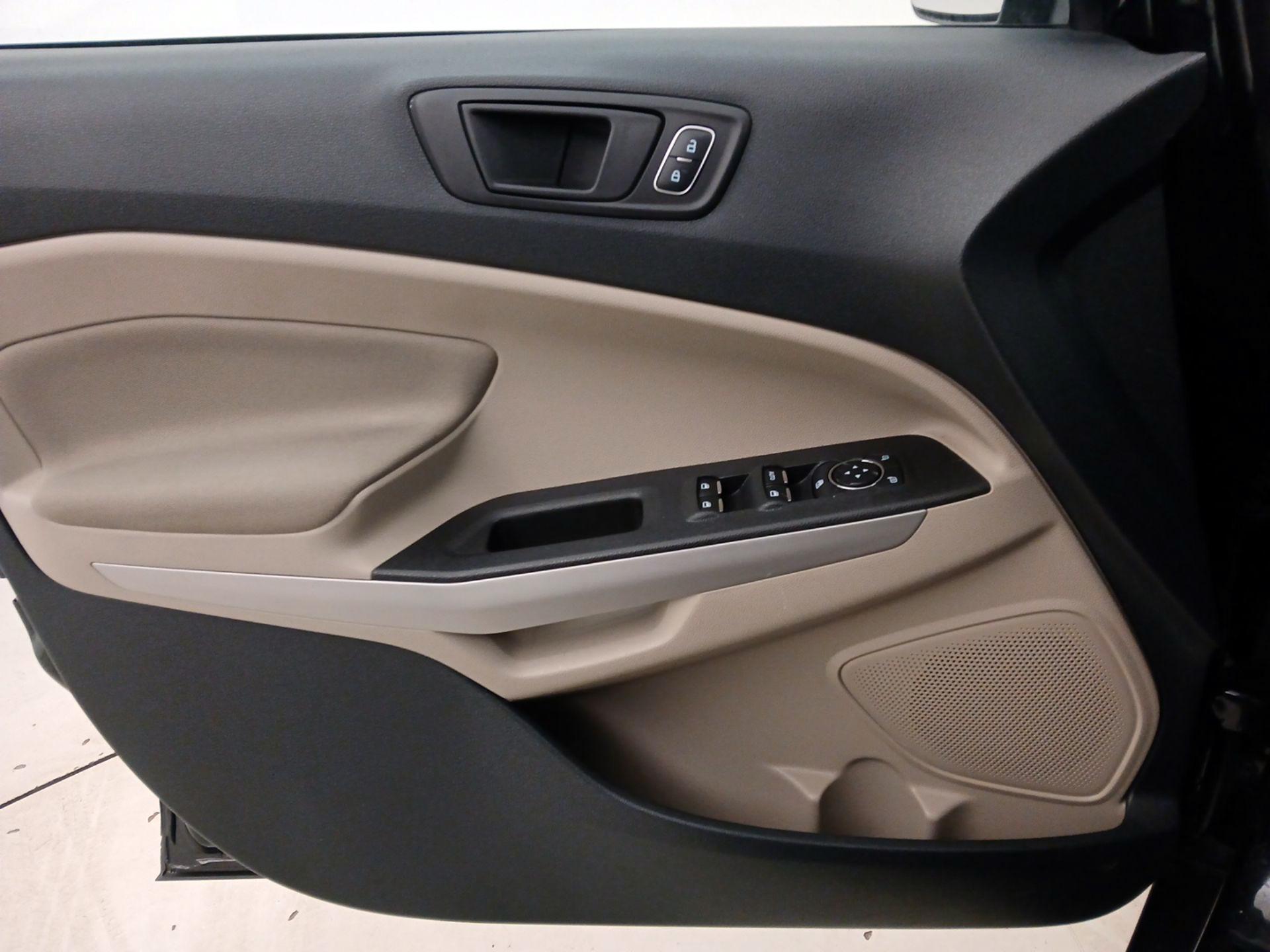 Thumbnail: 2021 Ford EcoSport - 12