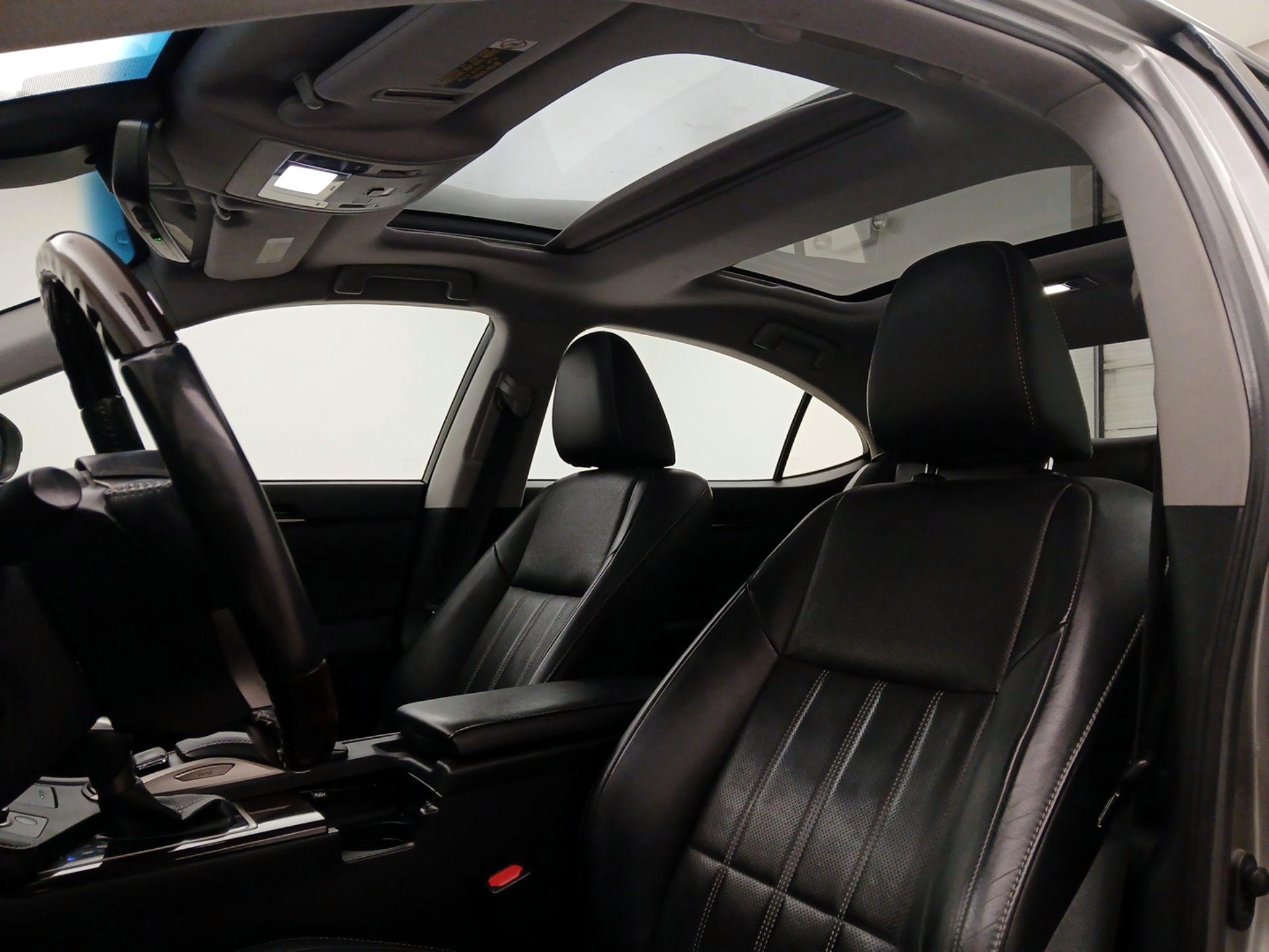 Thumbnail: 2016 Lexus ES - 20