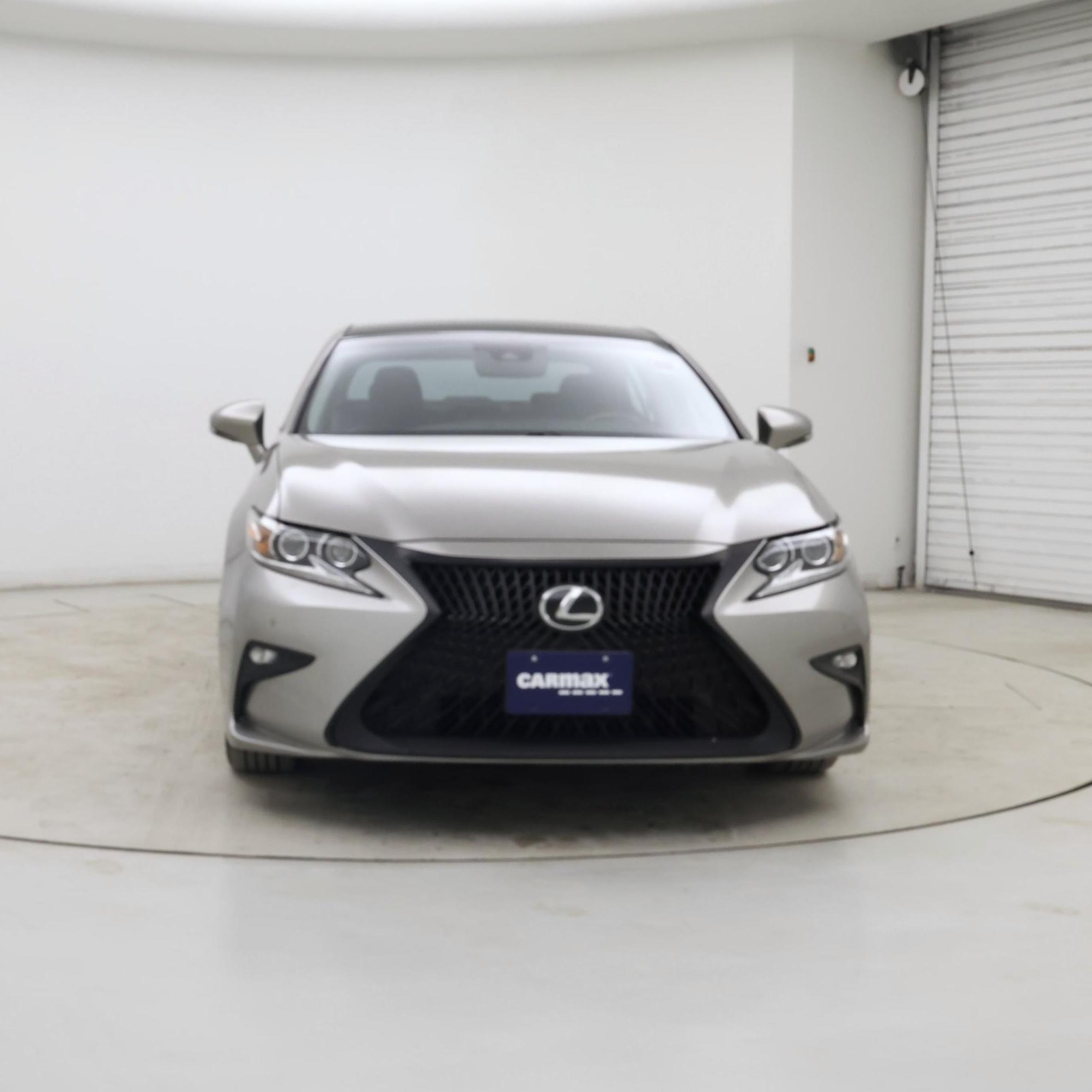 Thumbnail: 2016 Lexus ES - 5