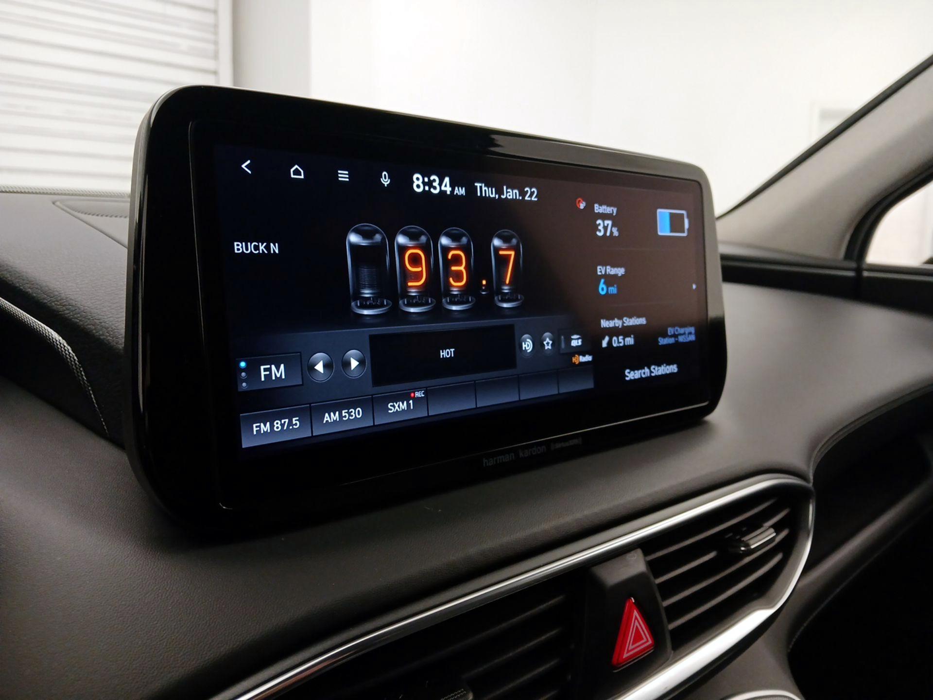 Thumbnail: 2022 Hyundai Santa Fe - 16