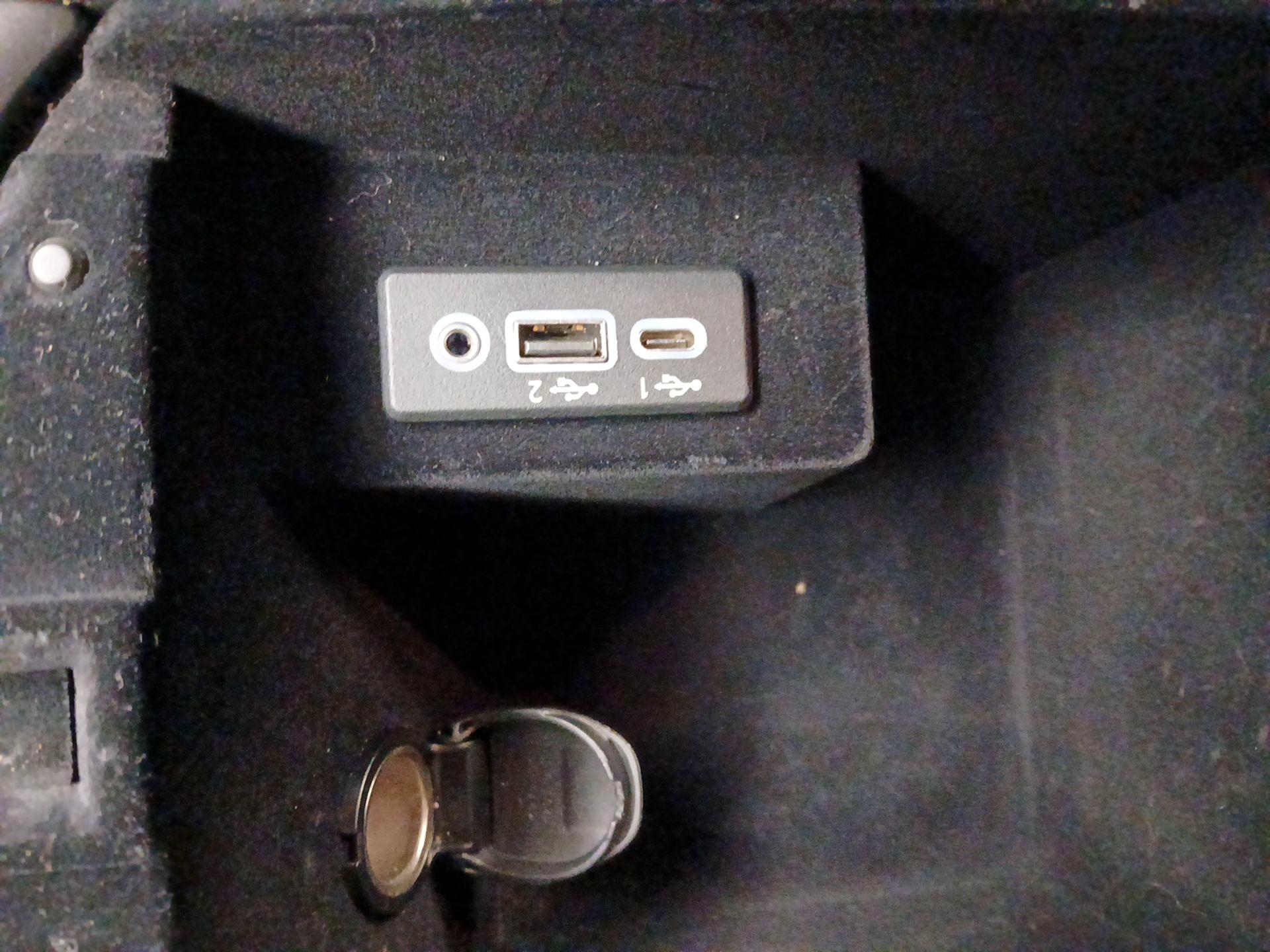 Thumbnail: 2021 INFINITI Q50 - 18