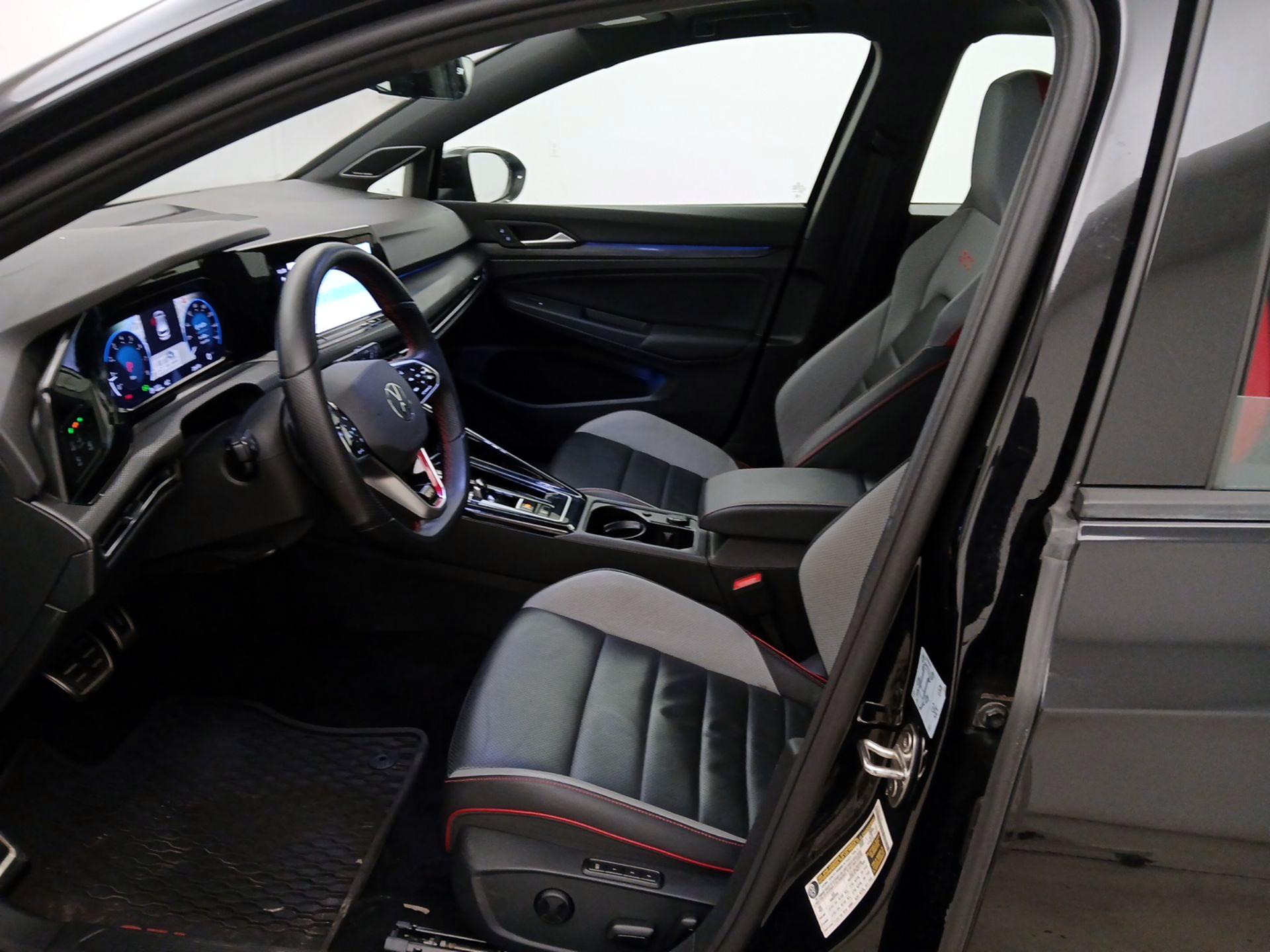 Thumbnail: 2024 Volkswagen Golf - 11