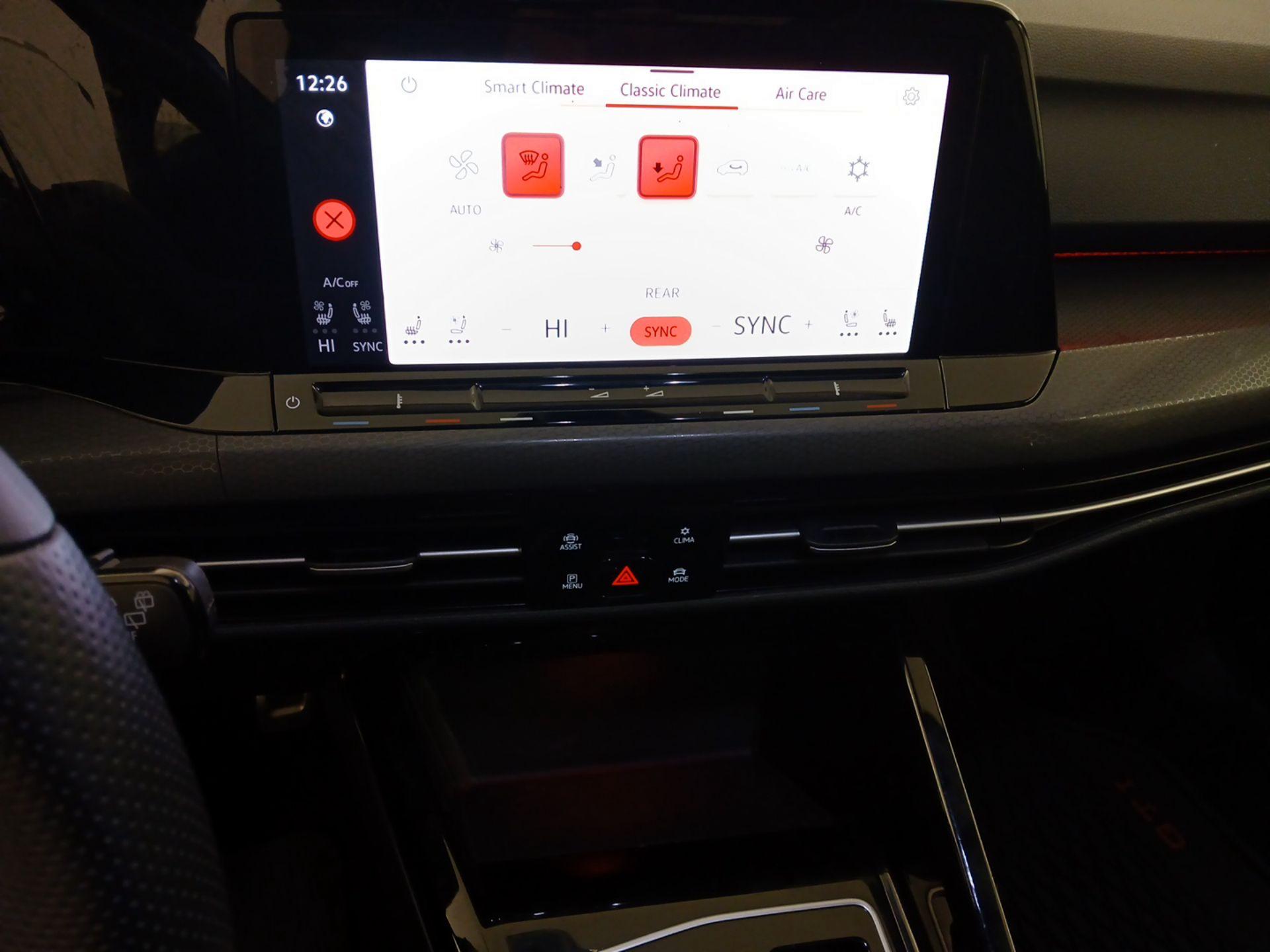 Thumbnail: 2024 Volkswagen Golf - 16