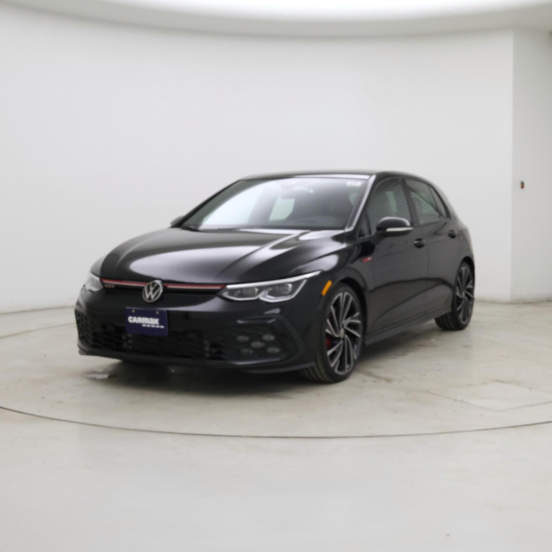 Thumbnail: 2024 Volkswagen Golf - 4