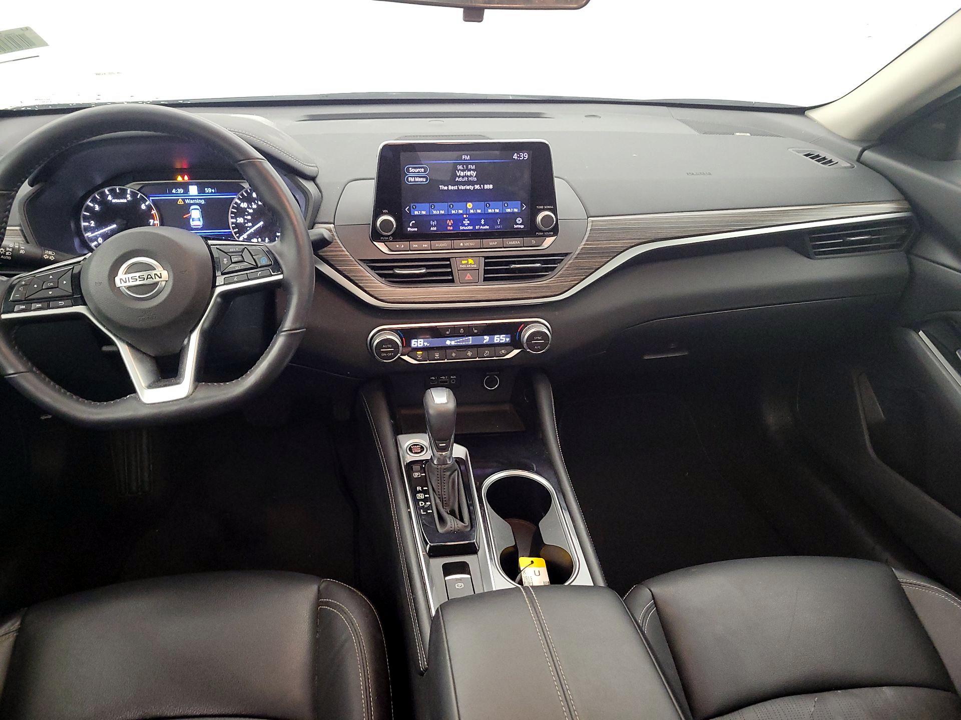 Thumbnail: 2021 Nissan Altima - 9