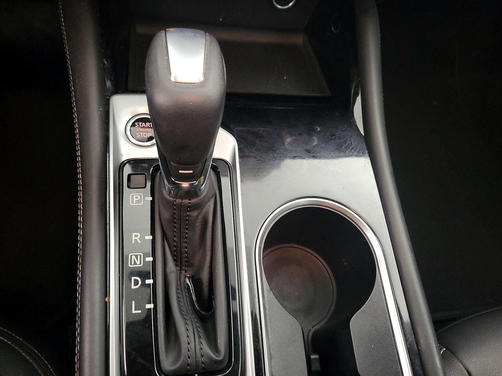 Thumbnail: 2021 Nissan Altima - 17