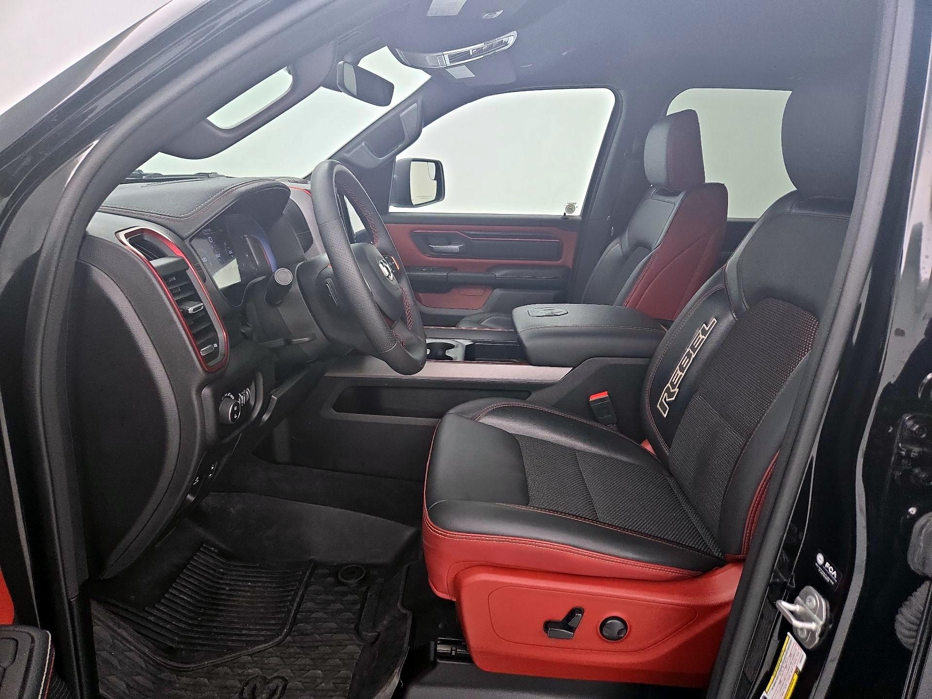 Thumbnail: 2025 RAM 1500 - 11