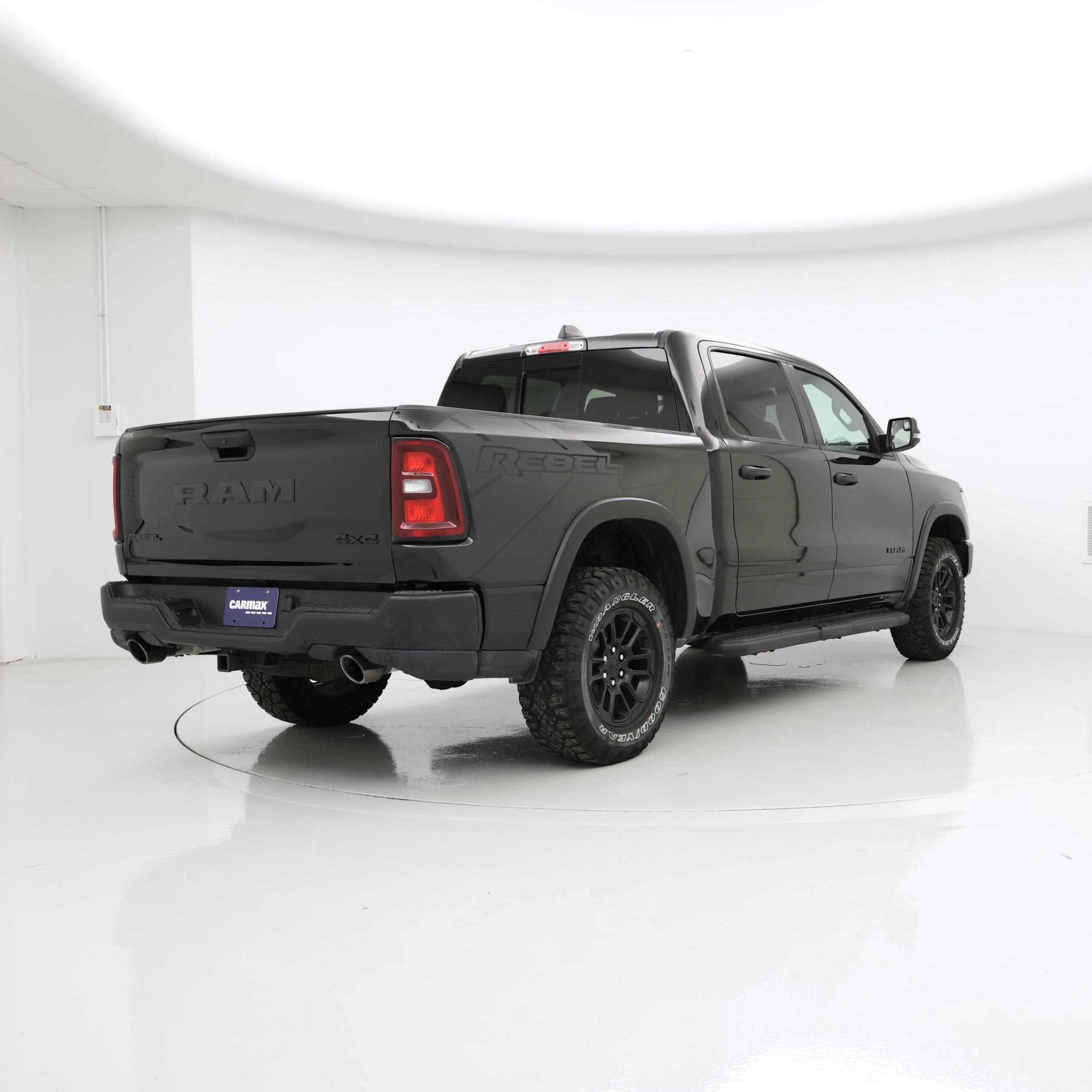 Thumbnail: 2025 RAM 1500 - 8