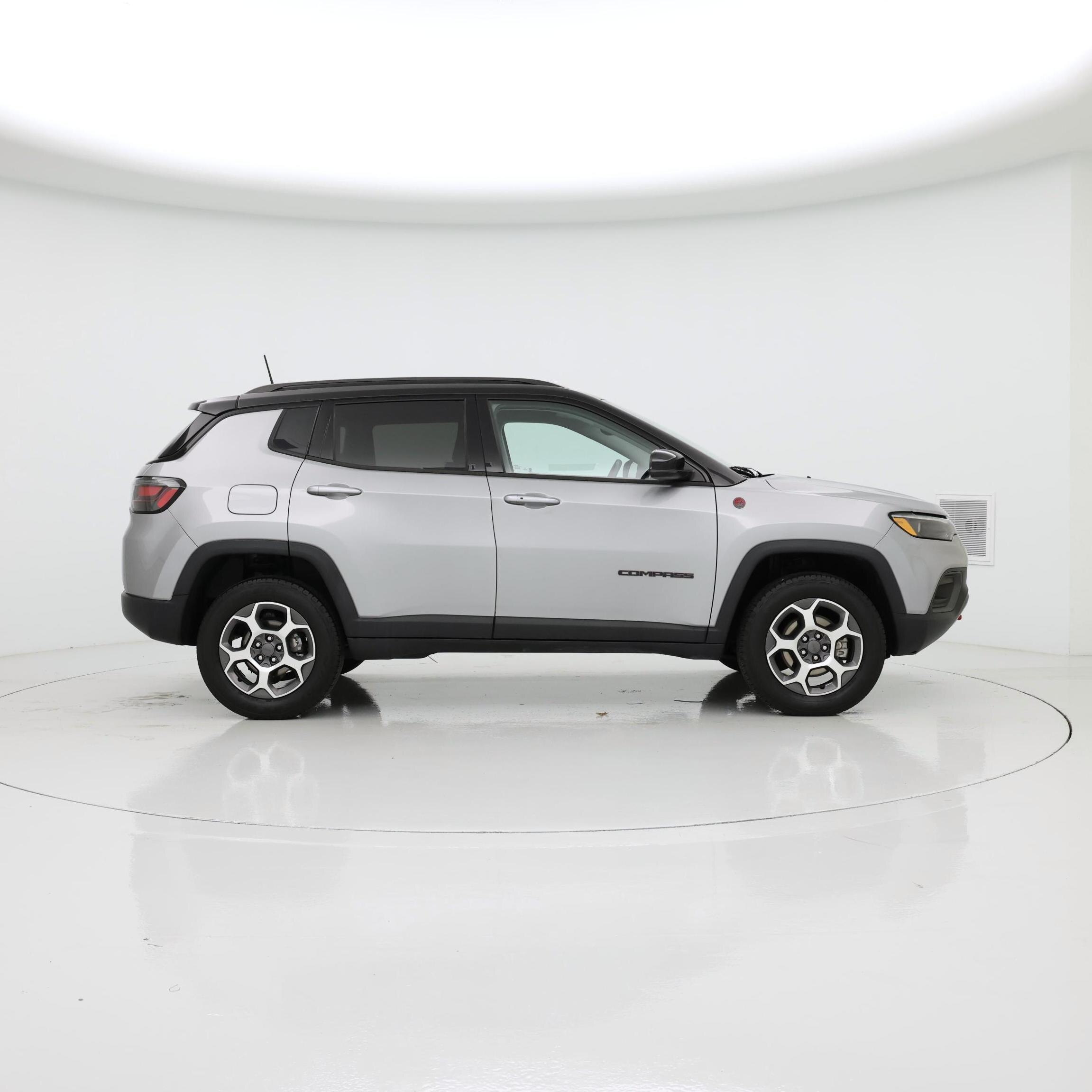 Thumbnail: 2022 Jeep Compass - 7