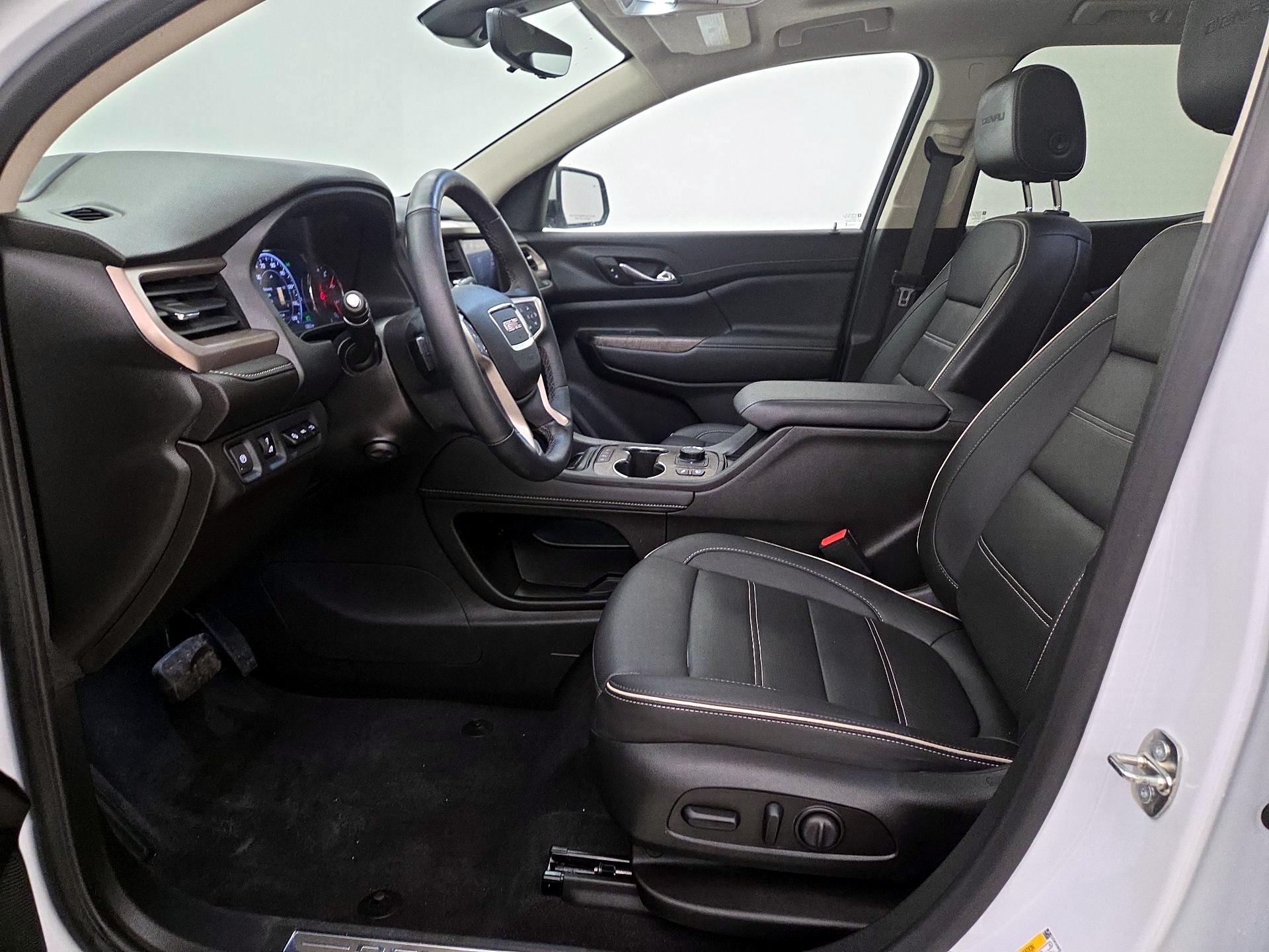 Thumbnail: 2023 GMC Acadia - 11