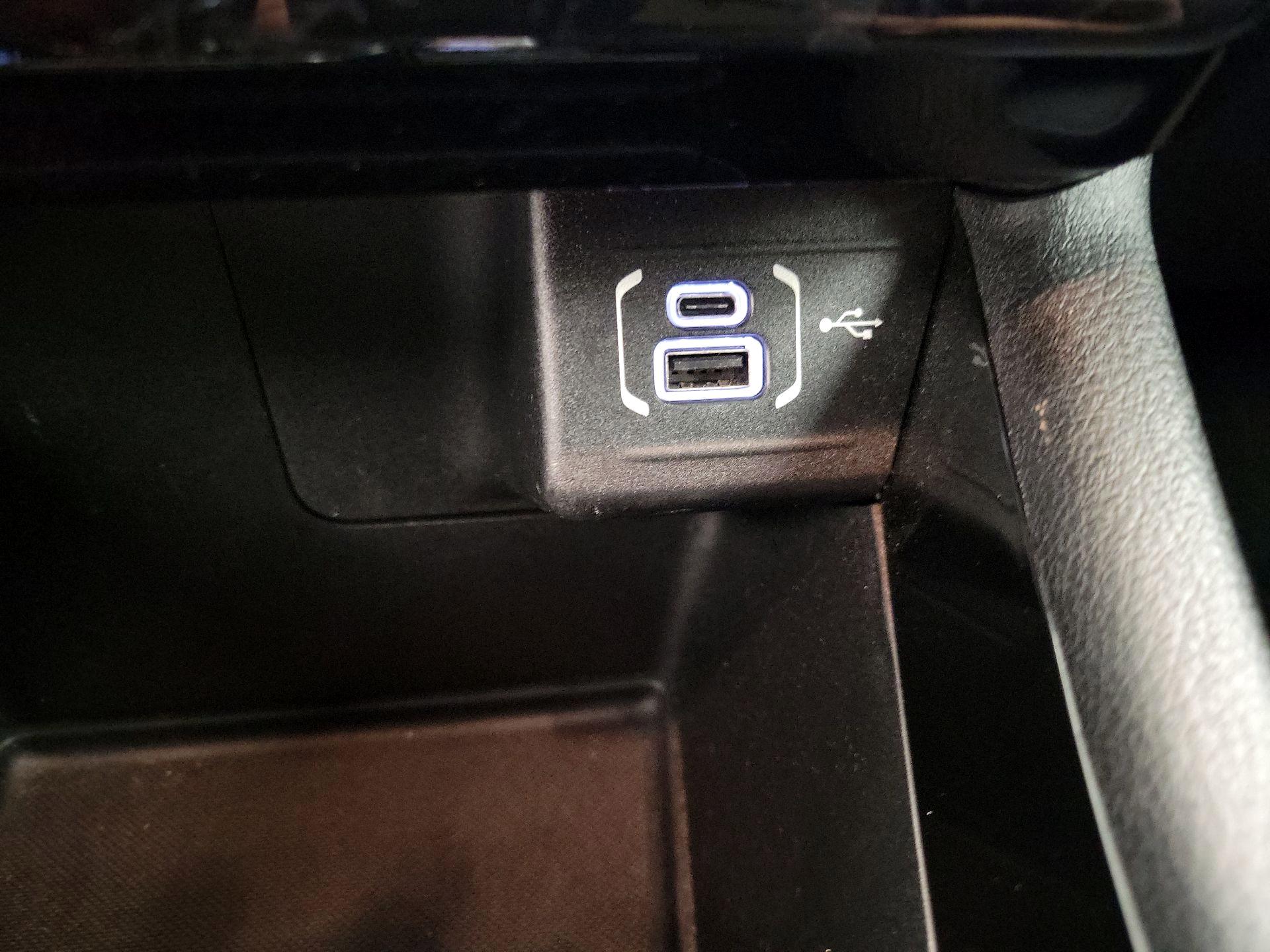 Thumbnail: 2022 Jeep Compass - 19