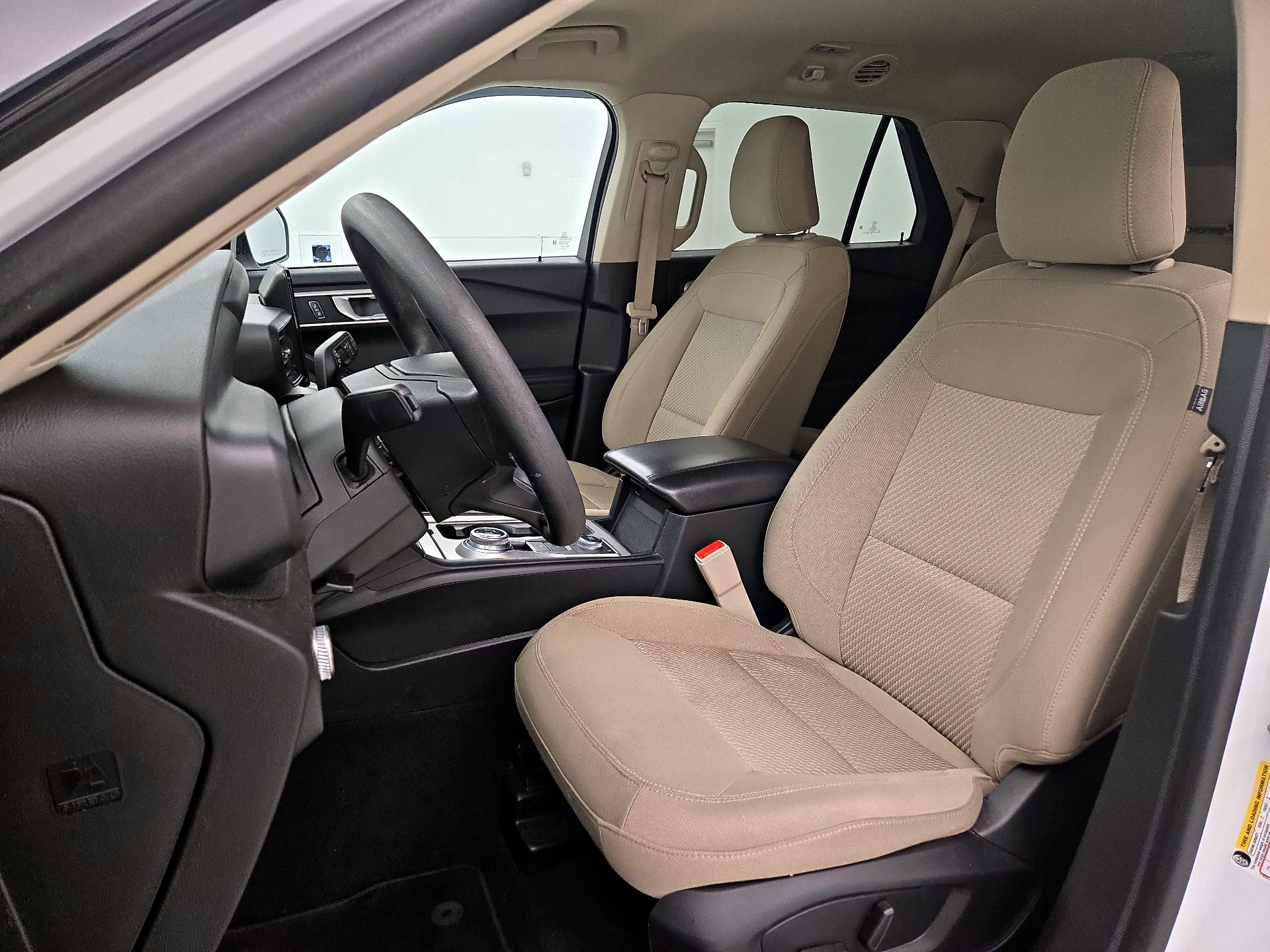 Thumbnail: 2022 Ford Explorer - 11